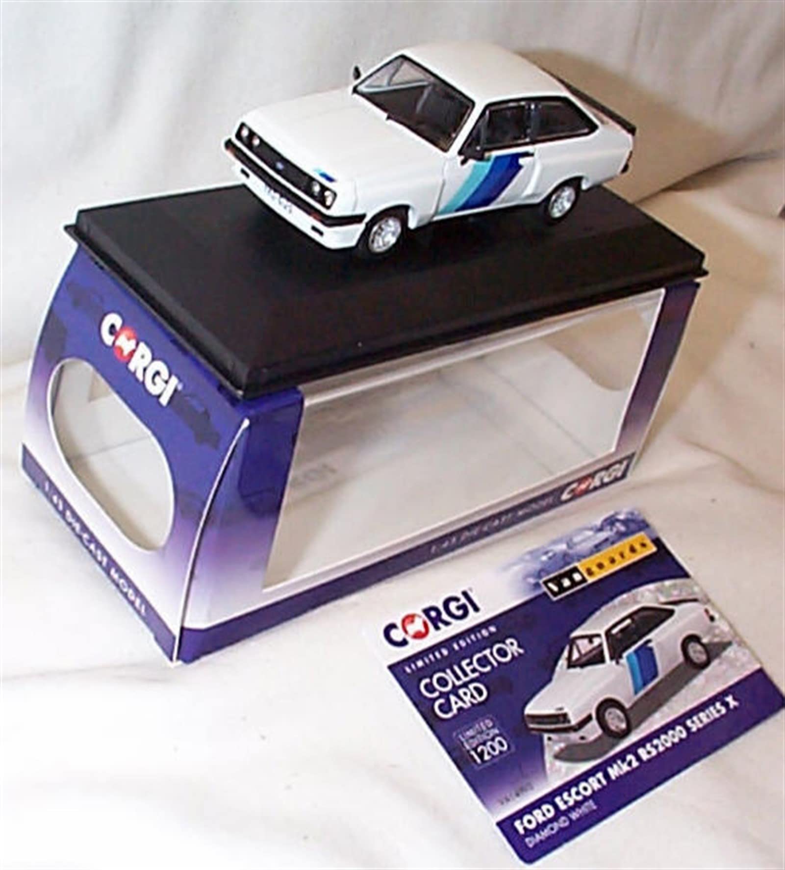 Corgi Vanguards Ford Escort mk2 RS2000 Series X diamond white vehicle 1:43 scale diecast model (VA14903-01)