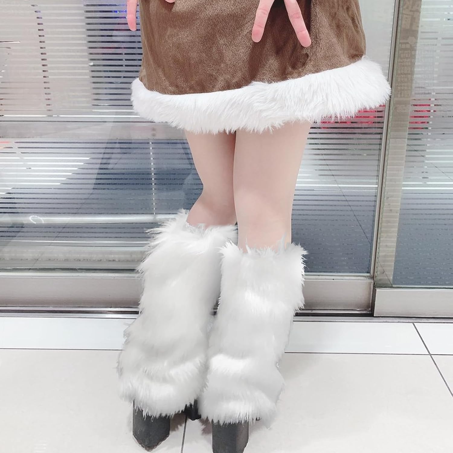 Degpum Womens Faux Fur Furry Leg Warmers Faux Fur Fuzzy Leg Warmers Christmas Halloween Costumes Accessory