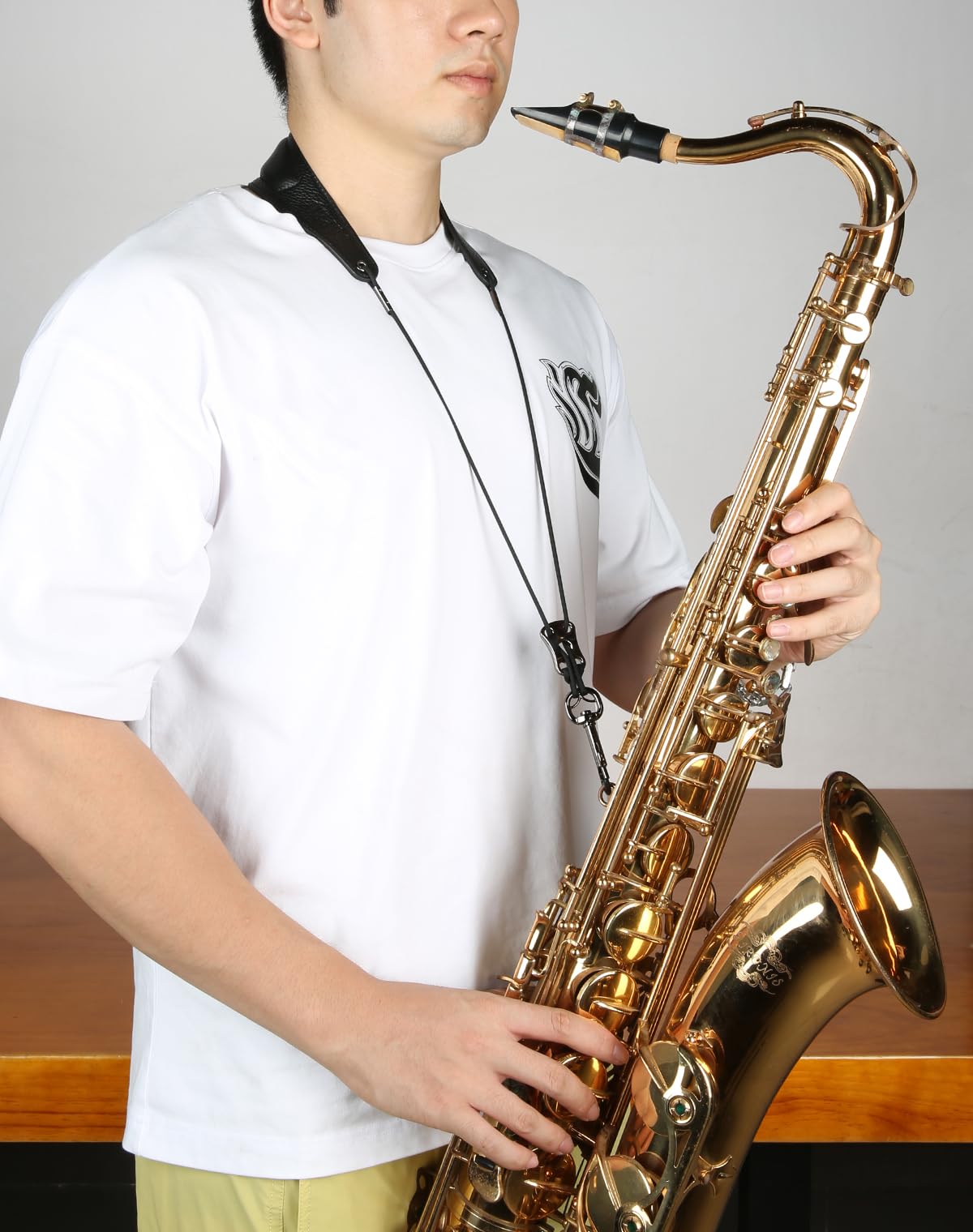 SGPRO Saxophon-Nackengurt mit verstellbarer Länge, ergonomische weiche Pads & Design - Robuster Sopran-, Tenor-, Altsaxophon-Gurt mit Metallversteller & Drehhaken, perfektes Saxophon-Zubehör Geschenk,