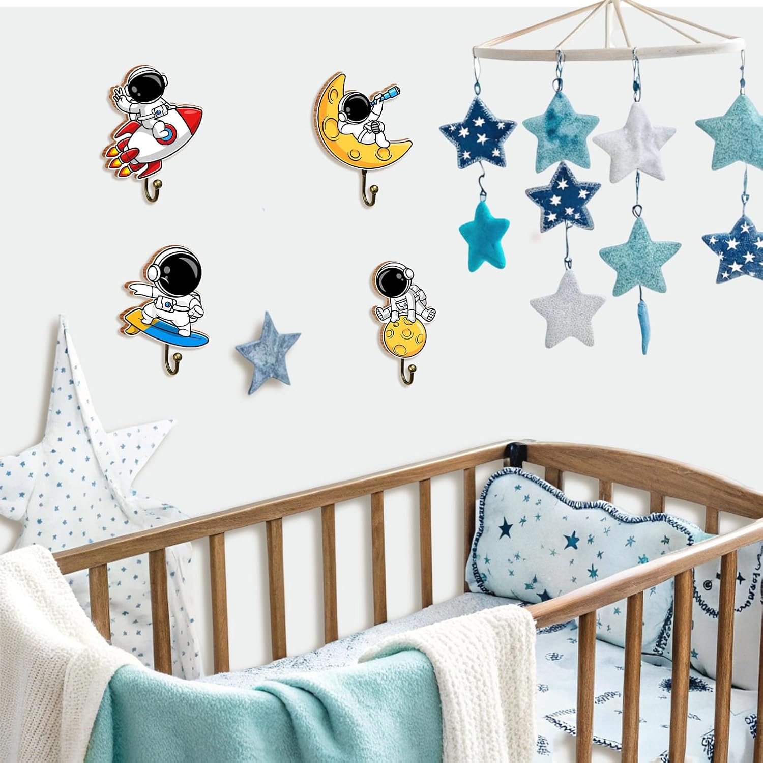 4Pcs Astronaut Wooden Wall Hooks, Space Themed Room Wall Decor for Boys, Nursery Bedroom Decor Wooden Plaque Hanging Hooks for Clothes Robes Towels Coats