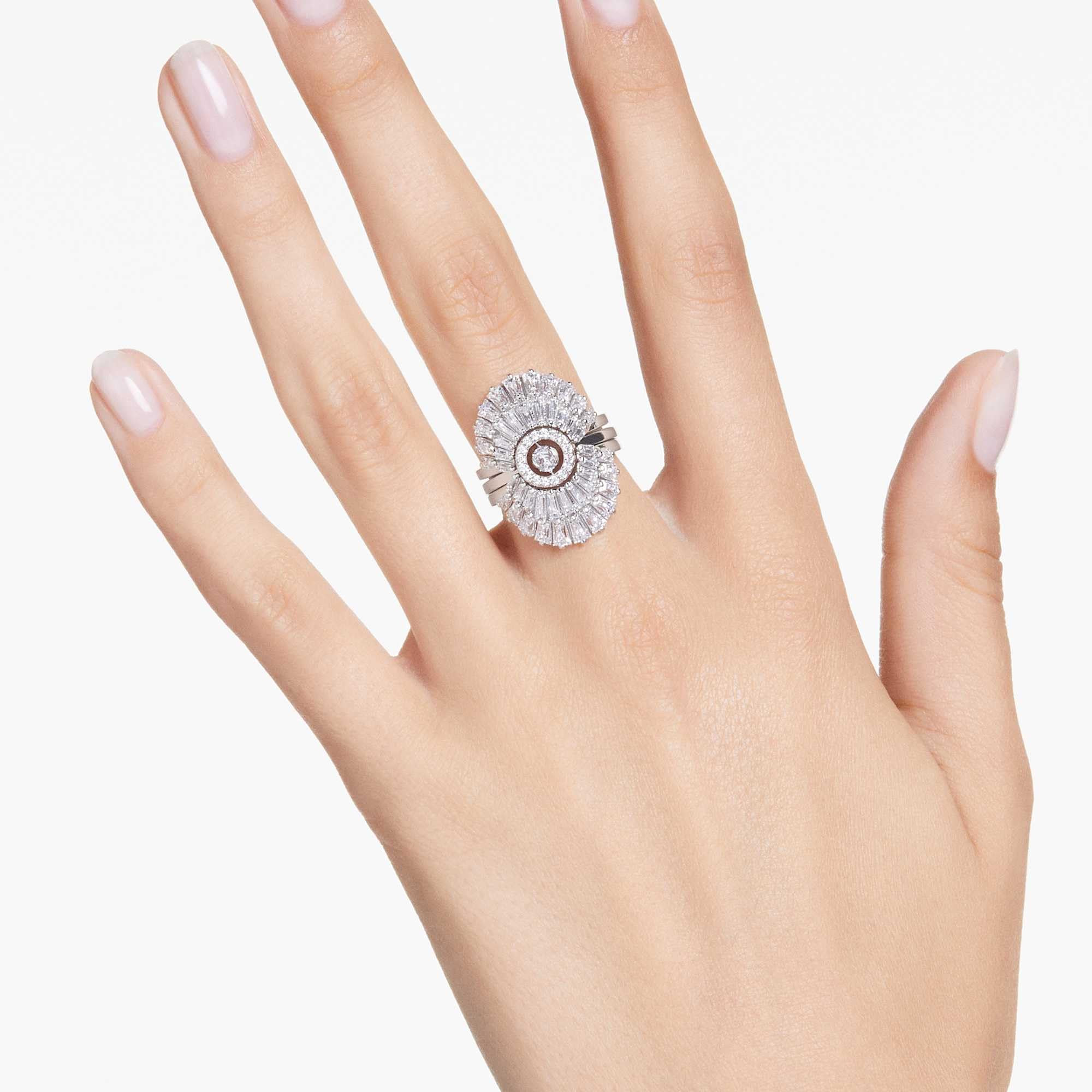 Swarovski Idyllia Kolekcja zestaw pierścionków do układania, motyw muszli z przezroczystymi kryształami mieszanych szlifów w oprawie wykończonej rodem
