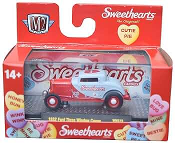 ミニカー M2 1951 1932 ford shoebox roadster 1932 Ford Roadster Blue Flames Diecast Model Car | M2 Machines