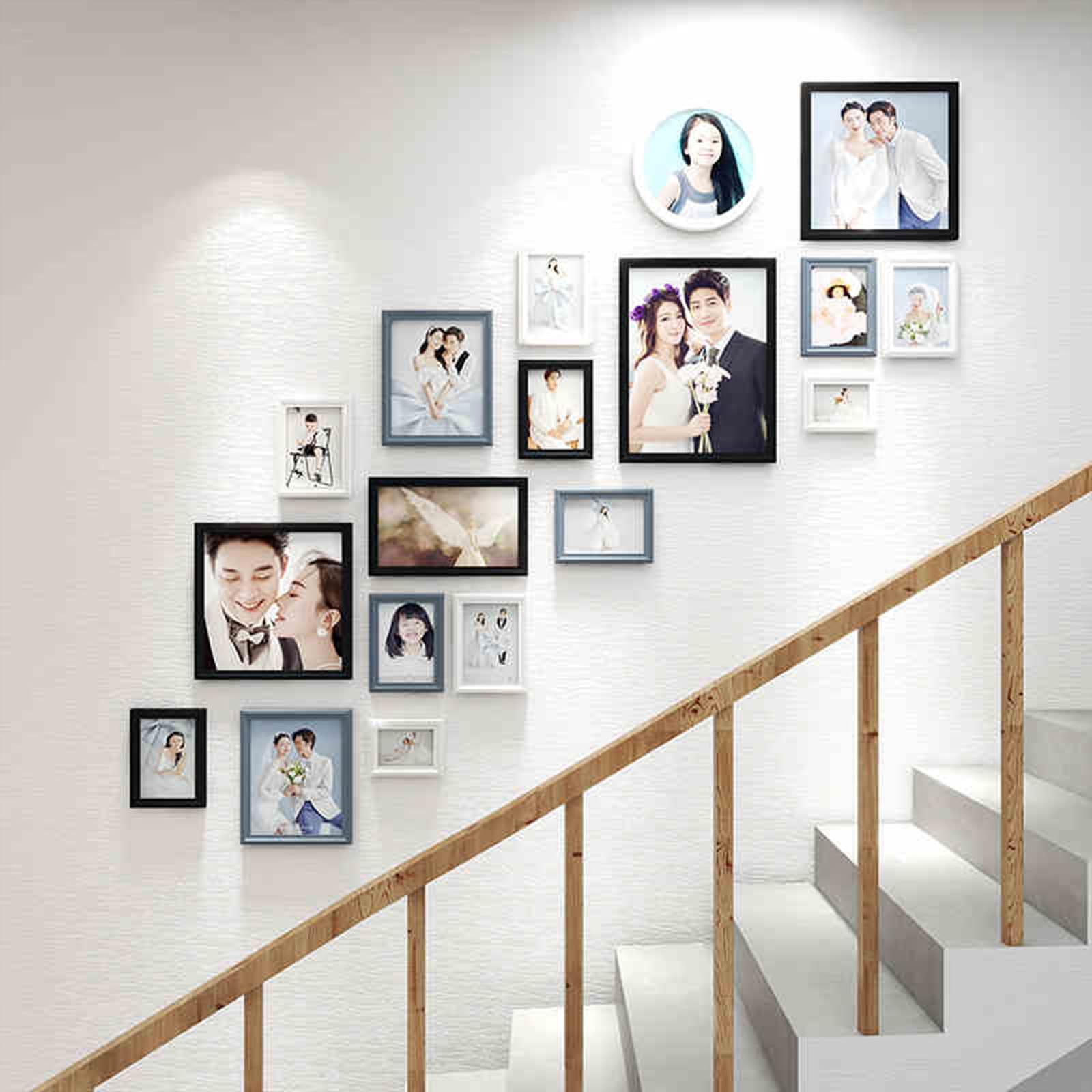 Cadre photo d'escalier pour regrouper plusieurs images en un grand ensemble de cadres de mur