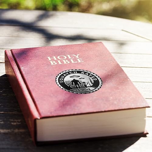 Miniatura 5 de Squatch Aliens Bigfoot - Insignia y emblema de metal 3D para automóvil, calcomanías redondas compatibles con Jeep Wrangler, camiones y SUV