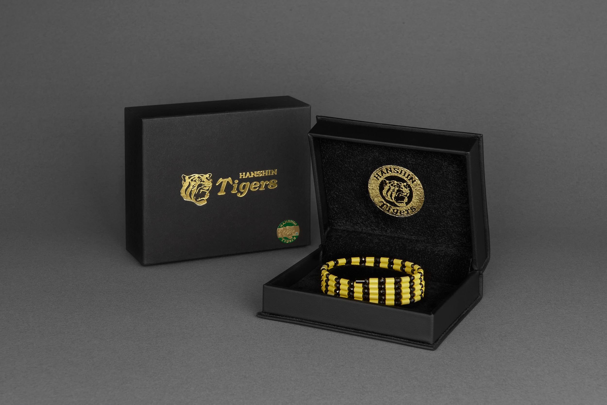 Amazon.co.jp: COREFORCE Magnetic Bracelet, Core Force Loop