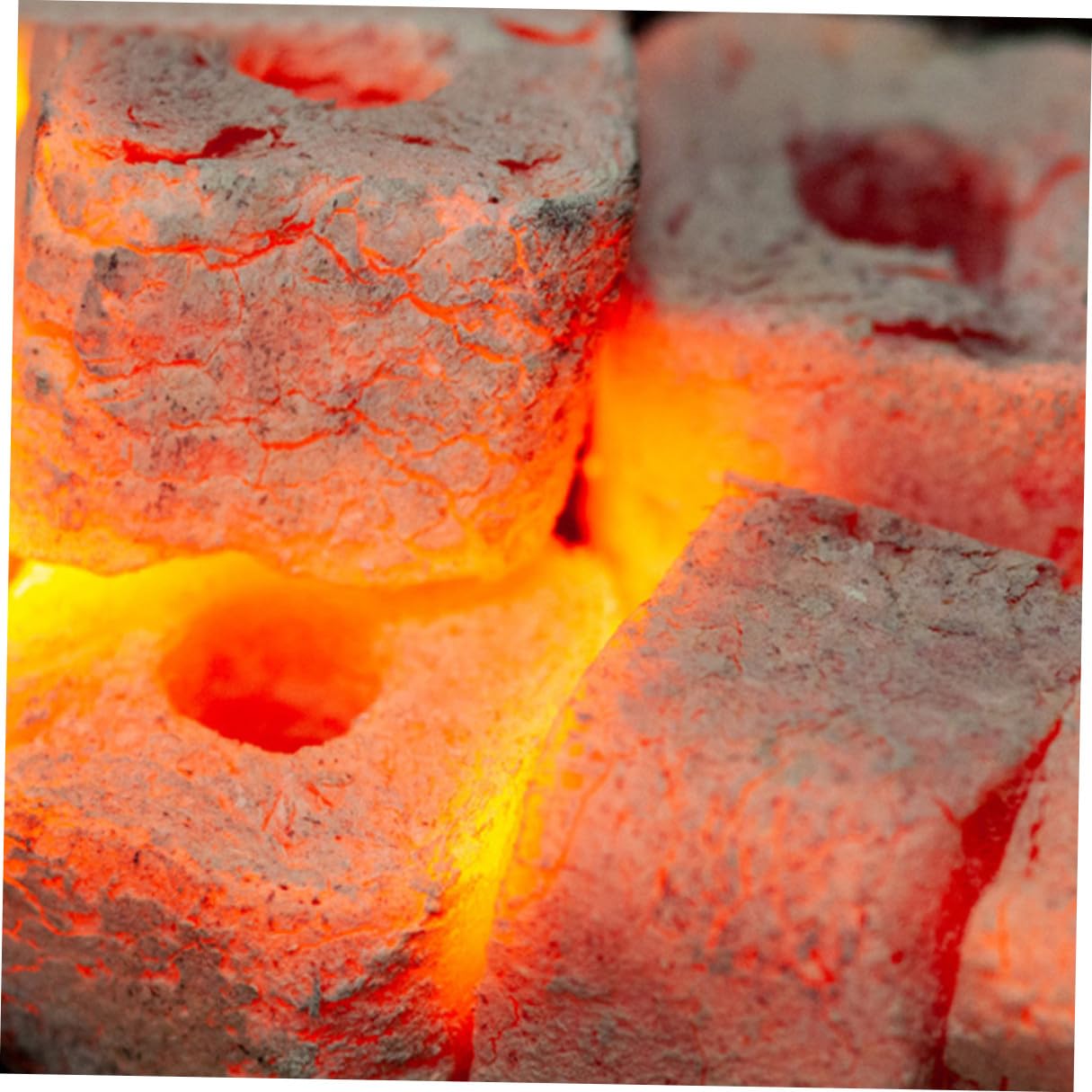 Carbón de Bambú para Barbacoa al Aire Libre, Ecológico Humo, Uso Prolongado y Resistente a Diferentes Condiciones Climáticas, Bolsa de 500g Adecuado para Camping y Parrillas