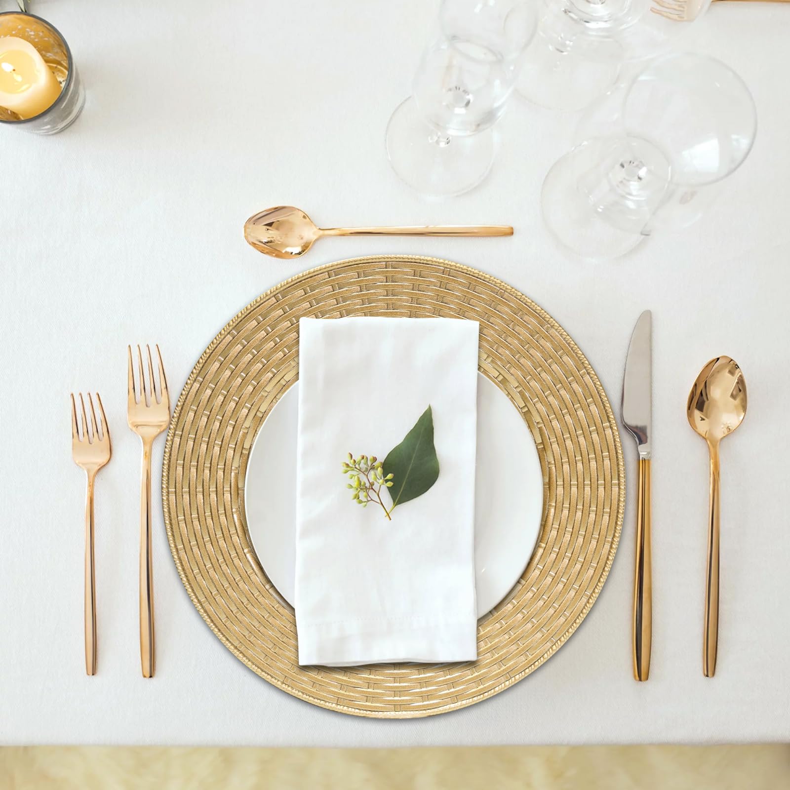 Round Table Using Chargers Snapklik.com : 13