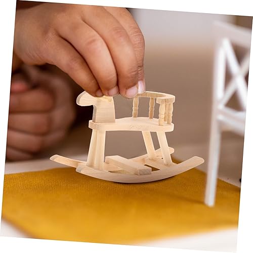 Miniatura 5 de Silla mecedora en miniatura Escala 1:12 Caballo mecedor de madera Mini casa de caballo de caballo modelo casa de muñecas Accesorios para muebles