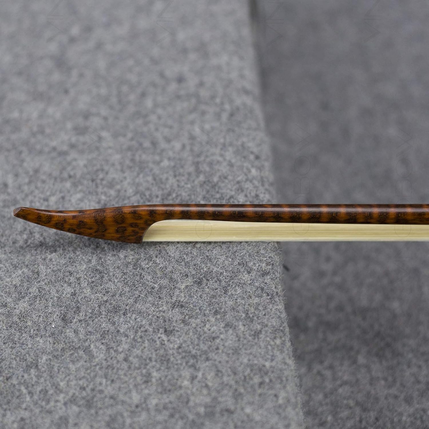 Snakewood Baroque Violin Bow 4/4 Size 600V Special Frog Snake Wood Straight Stick Light Weight Easier Control 69 cm Approx. 58g Well Flexible will Provide Light Sweet Tone Full 4 4