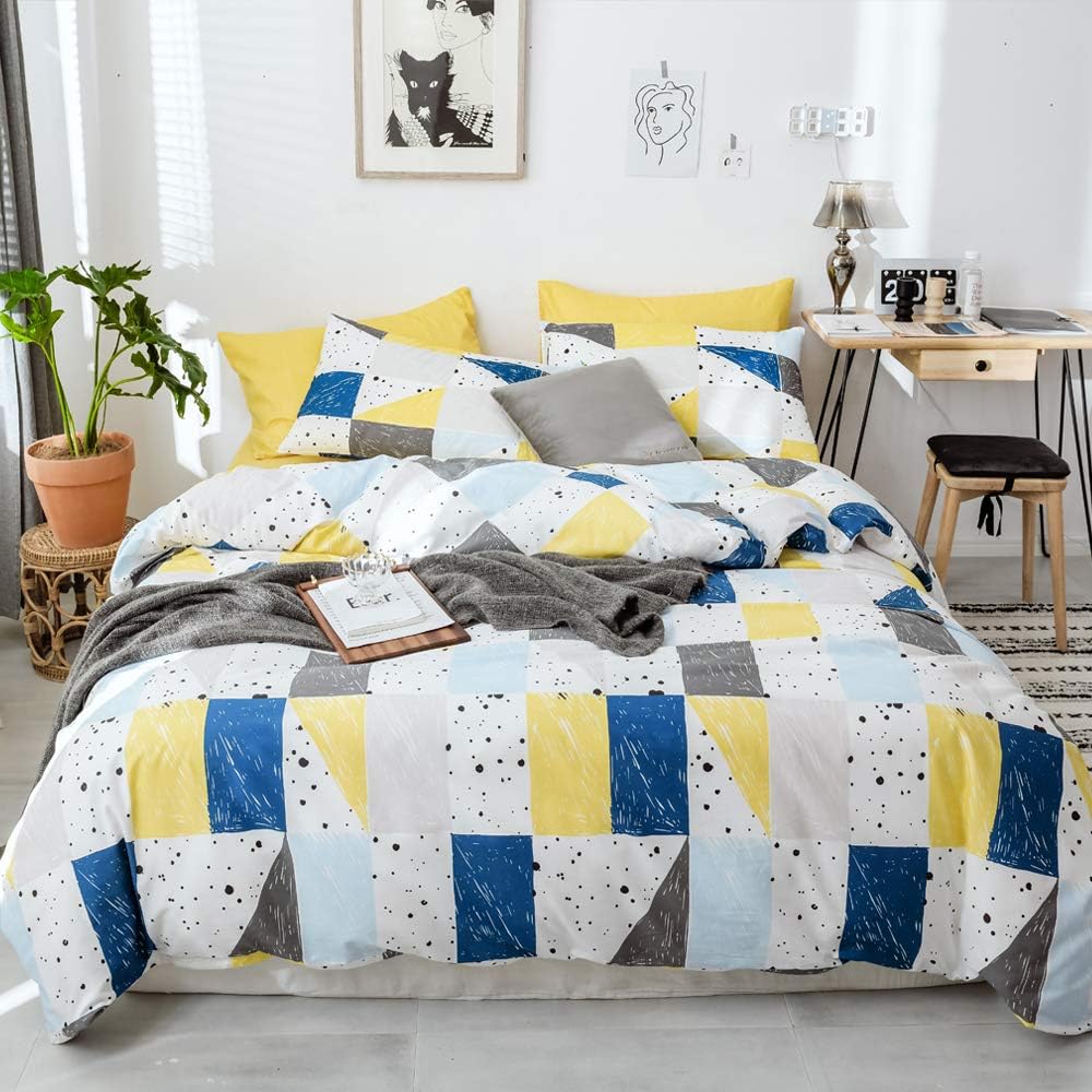 Best Cyber Deals 🔥 BoxHome Checkered Duvet Cover Queen Triangle Polka Dots Pattern Comforter Cover Set Modern Style for Neutral Zipper Closure 2 Pillowcases