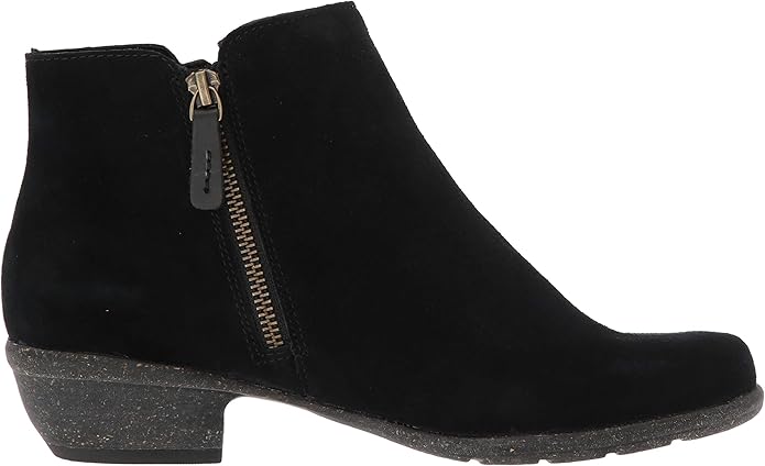 clarks wilrose frost bootie