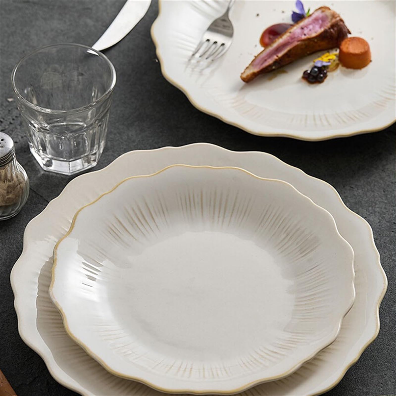 zastawa stołowa Vintage nieregularny kształt kwiatu płaski talerz płytki talerz gospodarstwa domowego Premium Feeling kreatywny talerz ceramiczny talerz sałatkowy zestaw zastawy stołowej(11 inch)