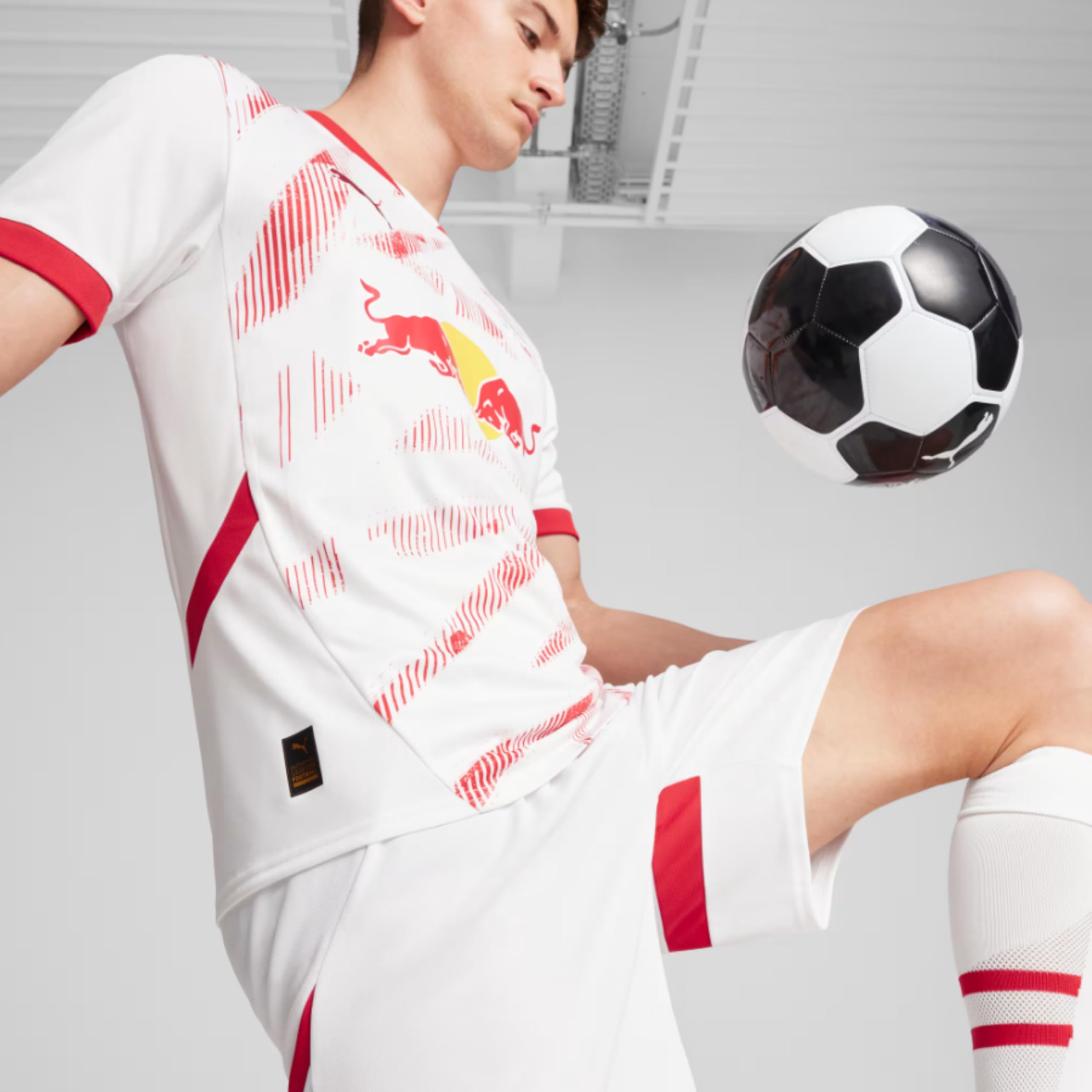 PUMA Original RB Leipzig Trikot Kinder [Home 24/25] Offizielles Leipzig Trikot [Spieler oder Personalisiert] Sportbekleidung Fussball Geschenke Jungen Mädchen Fußball Fanartikel Kinder