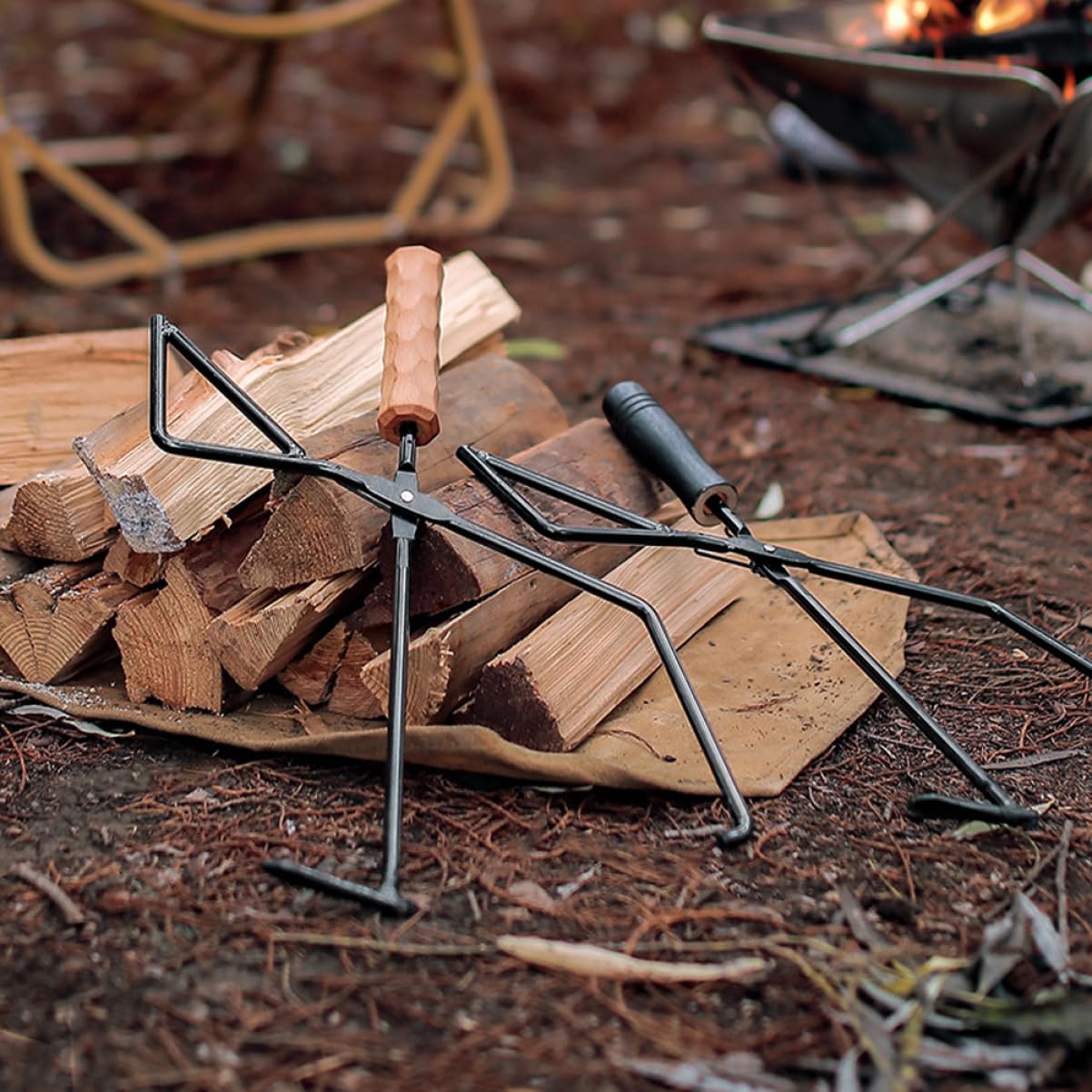 Pinza per Carbone da Barbecue e Focolare con Manico in Legno