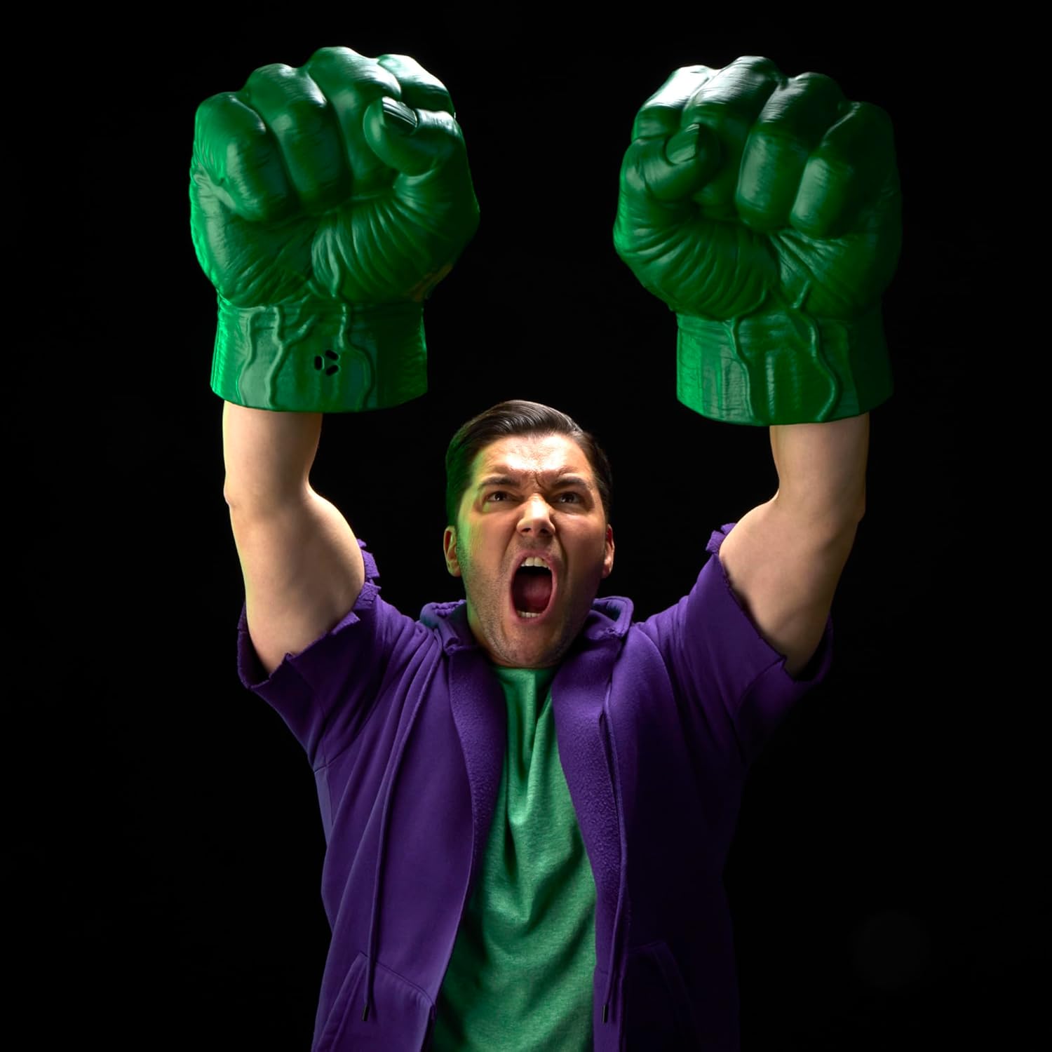 Marvel Legends Series Incredible Hulk Premium Roleplay Fists with Smash 'N Bash Sound FX, Collectibles for Adults