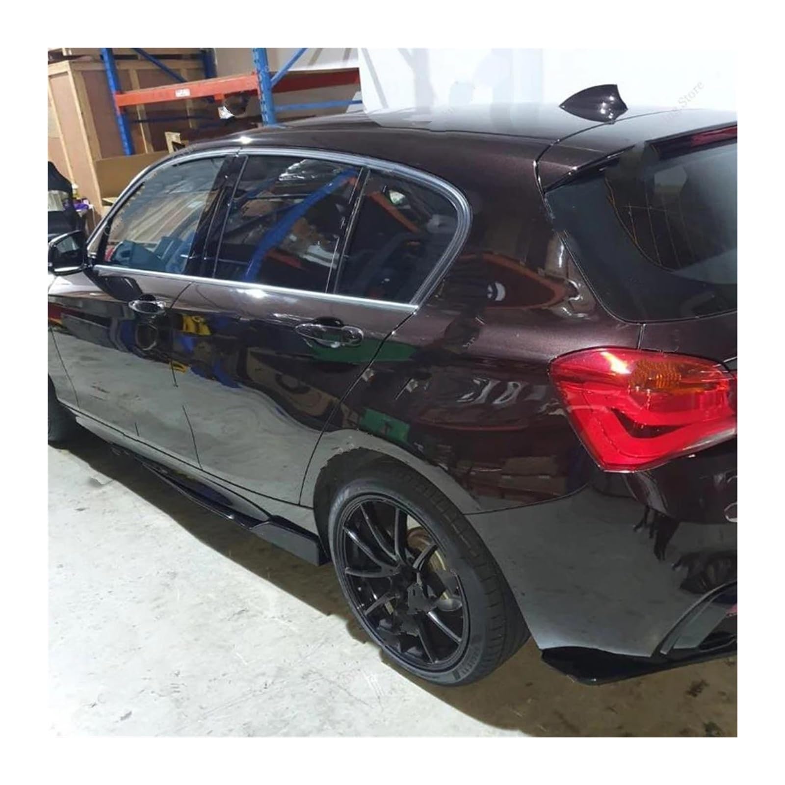 Jupe Latérale pour BMW F20 F21 116d 118i 118d 120i 120d M140i M135i 2011-2019 Kit Carrosserie Tuning Jupes Latérales Extension Bas Caisse Séparateurs Lèvre(Gloss Black Unpaint)