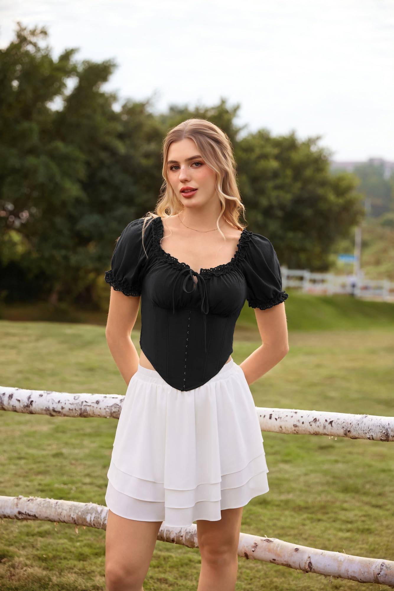 SCARLET DARKNESS Blusa corta de verano para mujer, con hombros descubiertos, estilo renacentista, de manga corta, estilo pirata, medieval