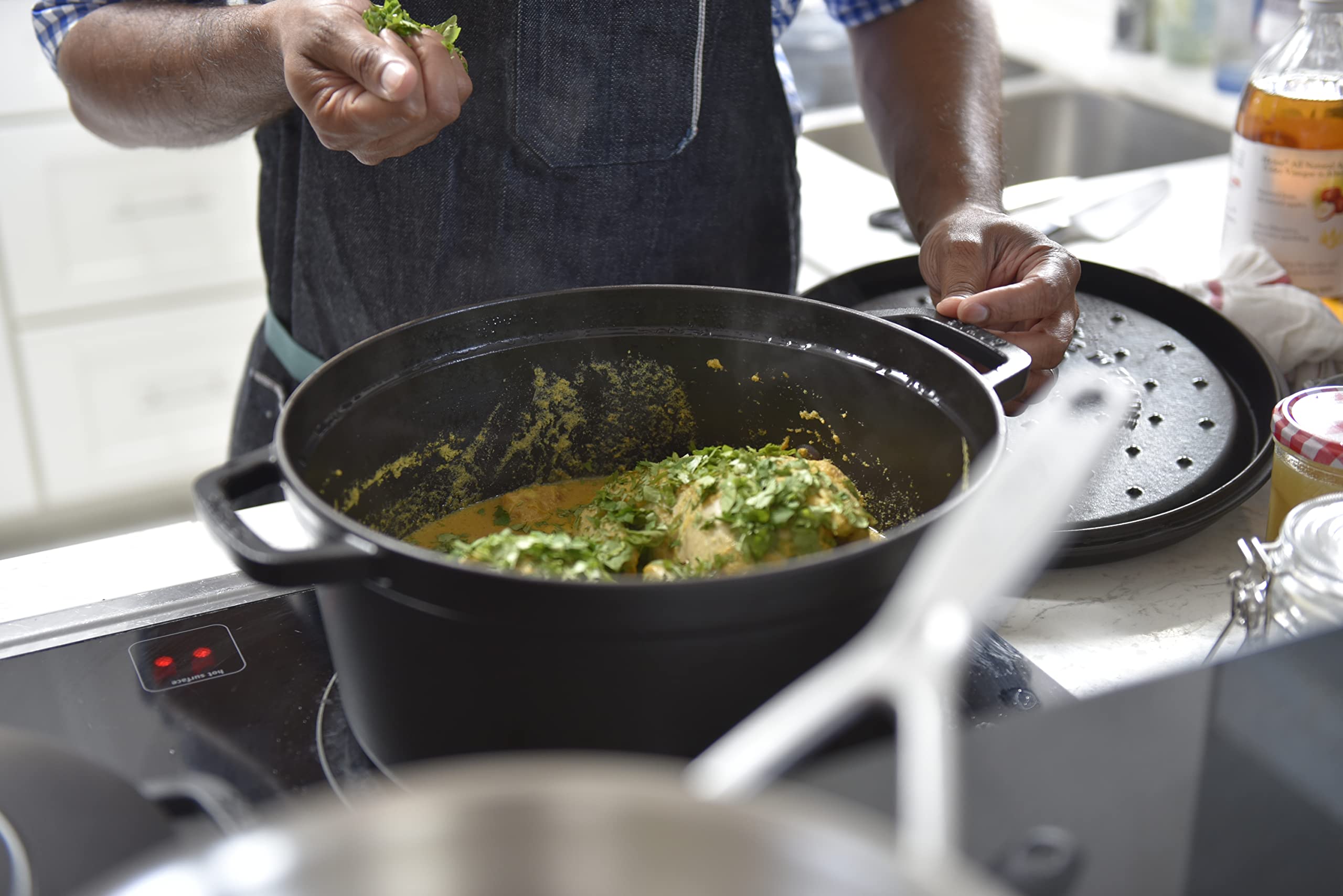 Staub 1112625 - Cocotte baja redonda, 26 cm, color negro