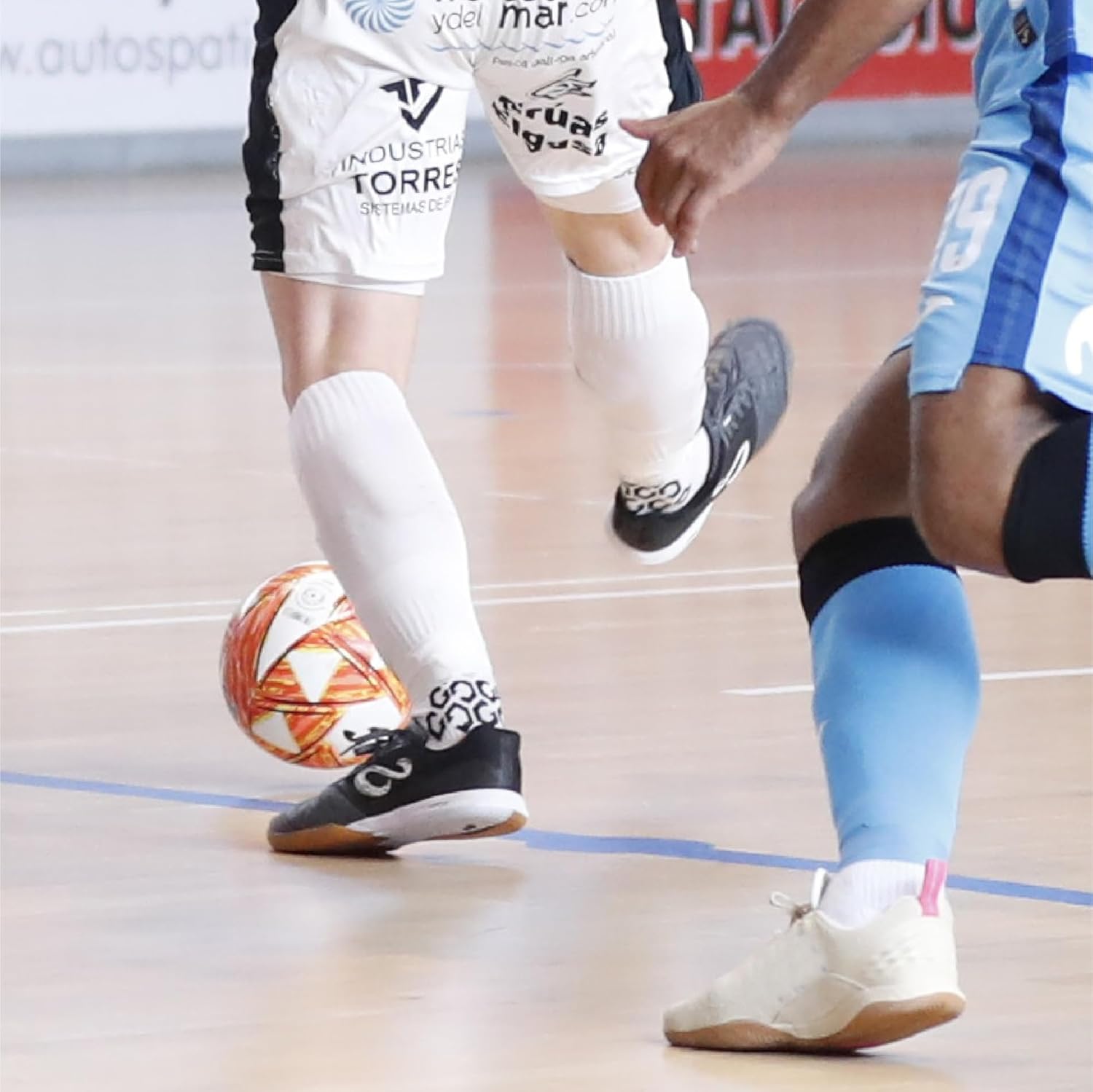 SENDA Gravity Pro Grip Socks with Non-Slip Technology, Soccer, Running, Basketball, Unisex, Crew Length - Image 9