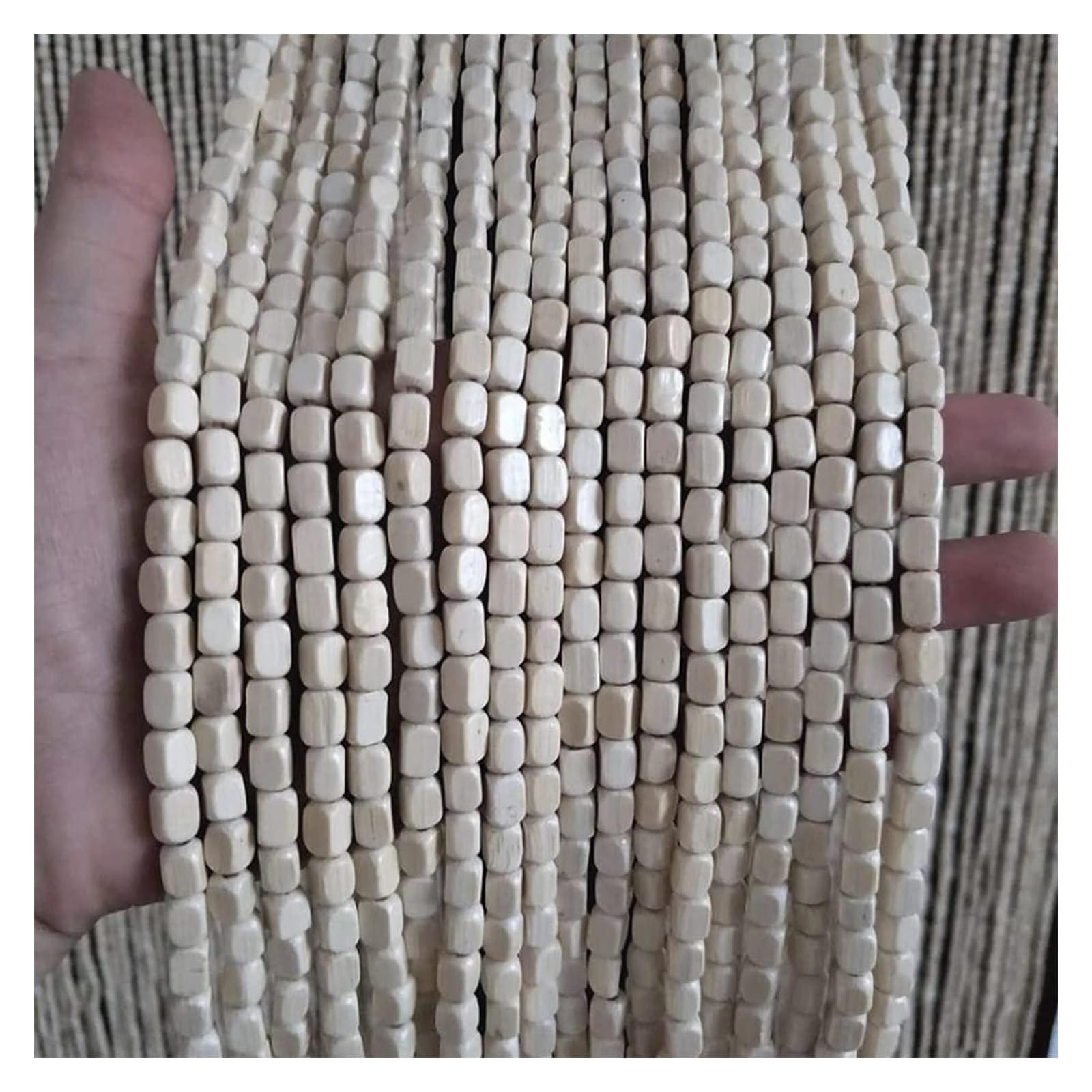 Rideau de perles en bois de bambou, 70 brins (71,1 x 119,4 cm), séparateur de pièce à suspendre, rideau de perles de porte élégant pour armoires, écran de perles en bois décoratif pour décoration