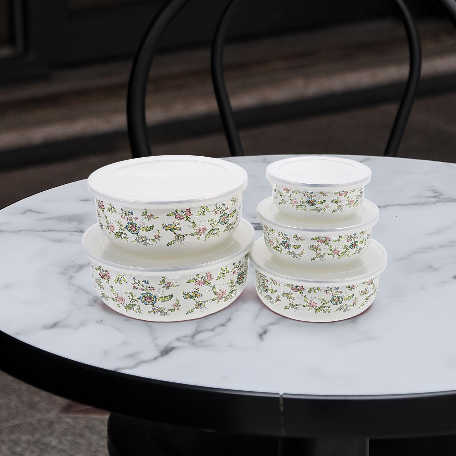 Set di 5 Ciotole Smaltate Vintage con Coperchio per Alimenti