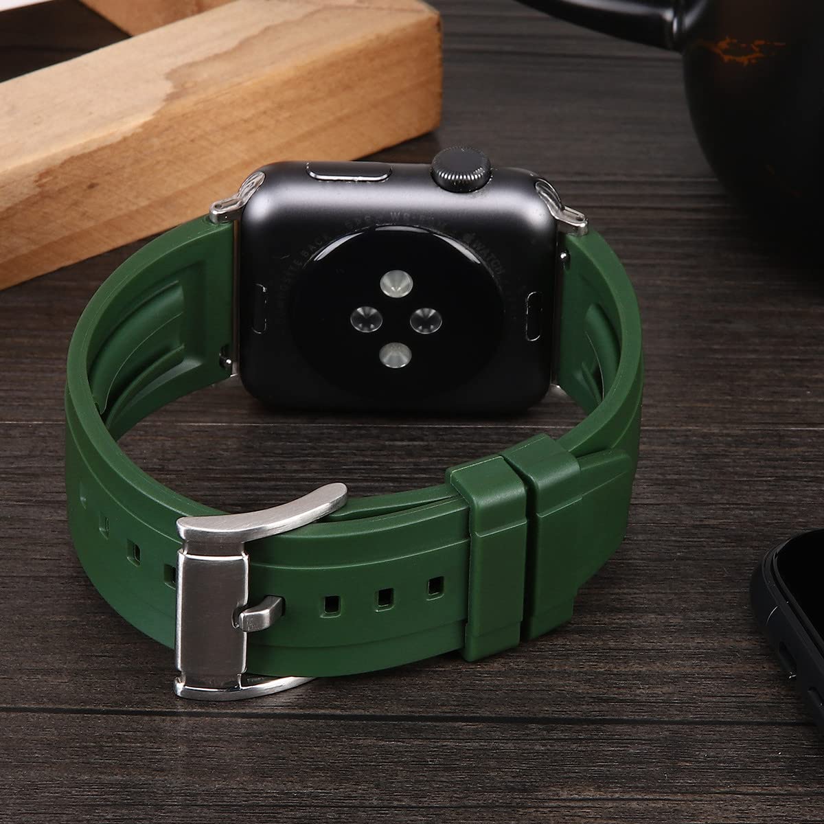Amazon.co.jp: [ANGKMA] Apple Watch バンド41mm 40mm 38mm シリカゲル 