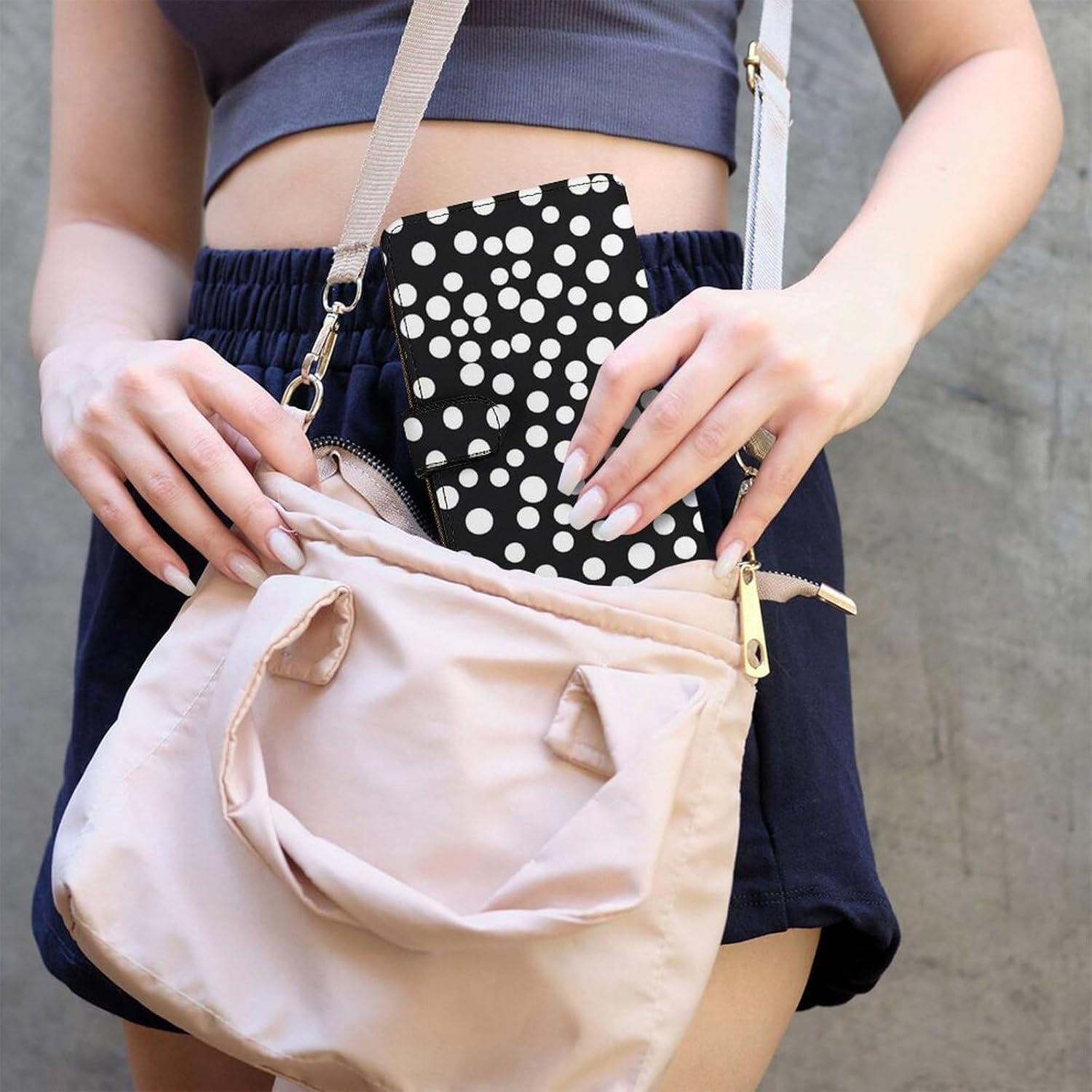 Polka Dot Black White Women's Long Wallet Leather Large Capacity Wristlet Clutch Purse Wallets