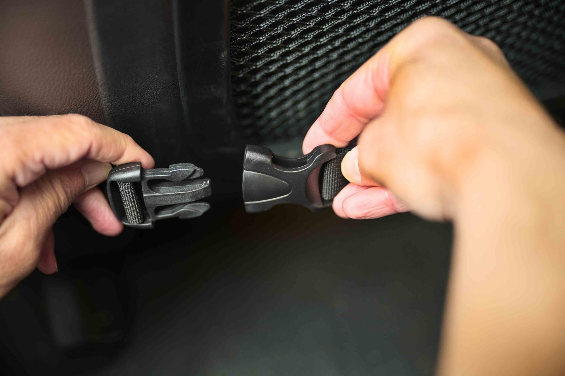 Adaptador de cinturón de seguridad para embarazadas Dooky para coche (coloca el cinturón pélvico debajo del vientre, más comodidad y seguridad, universal)