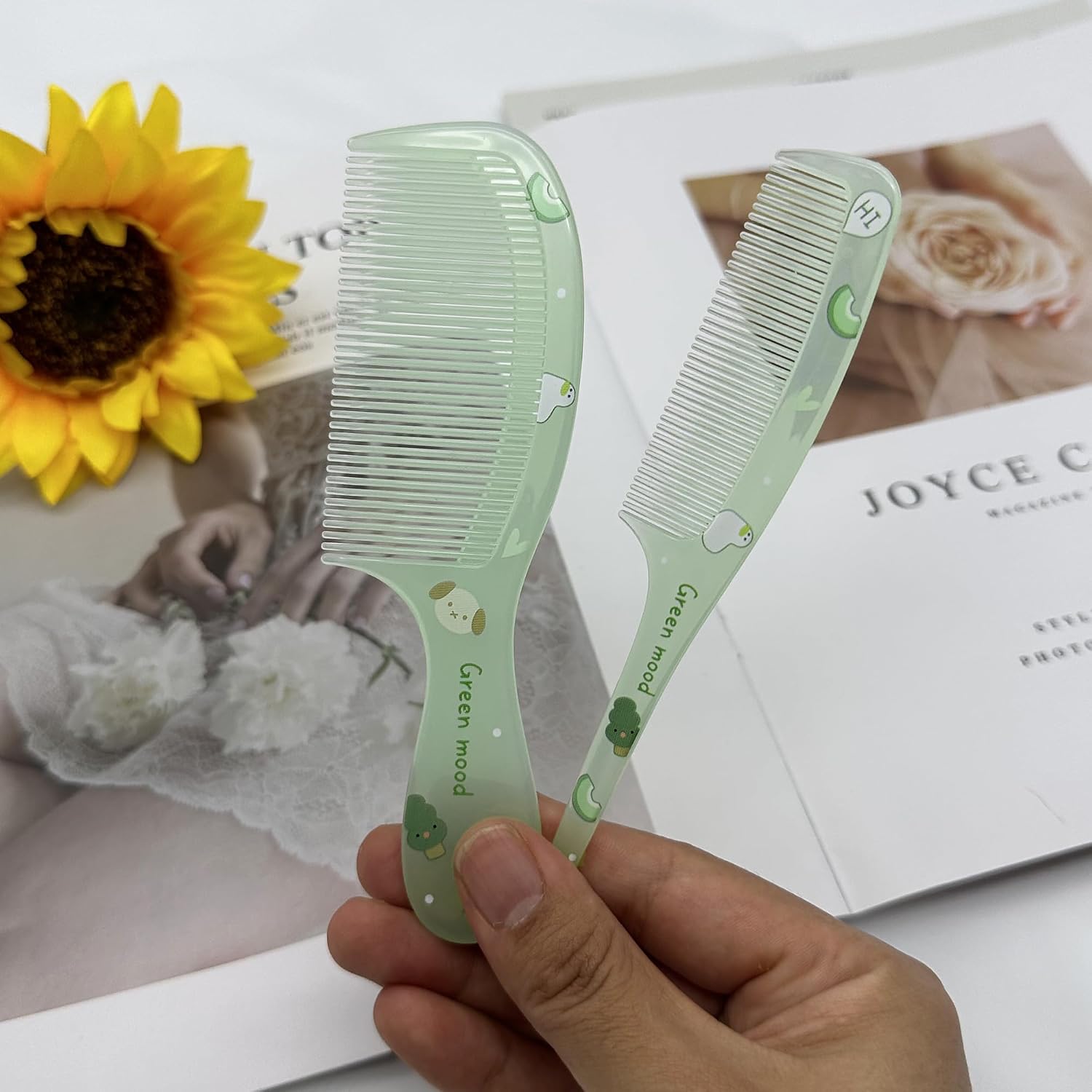 Small Cute Hair Comb,2 Piece Mini Hair Comb Set For Girls Boys Kids Fine Tooth Rat Tail Comb Portable Anti-Static Plastic Hairdressing Comb Hair Combs Gift For Wet And Dry (Green)