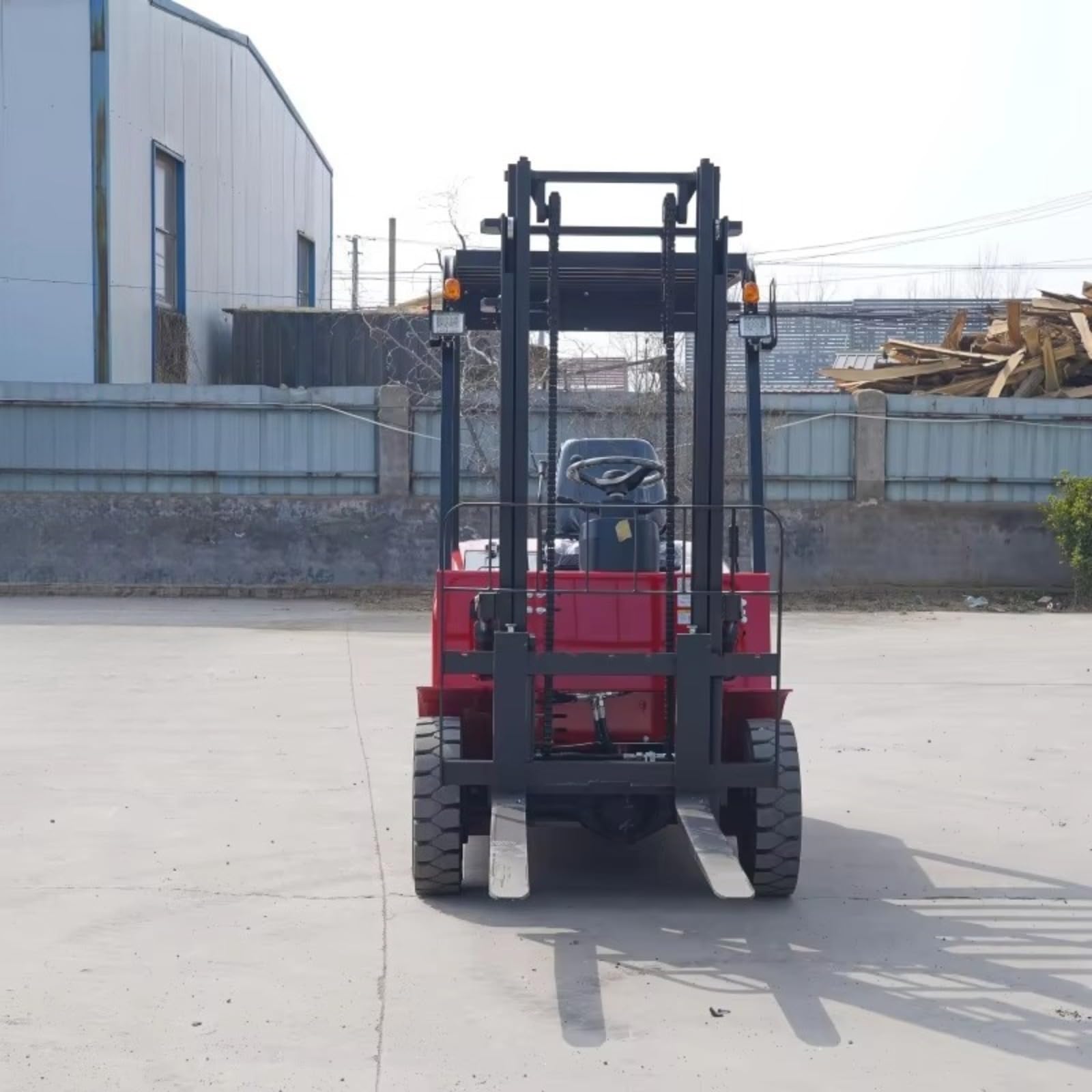 Carrello elevatore elettrico per movimentazione dei materiali - Capacità di sollevamento da 1 a 3 tonnellate per magazzino e uso industriale