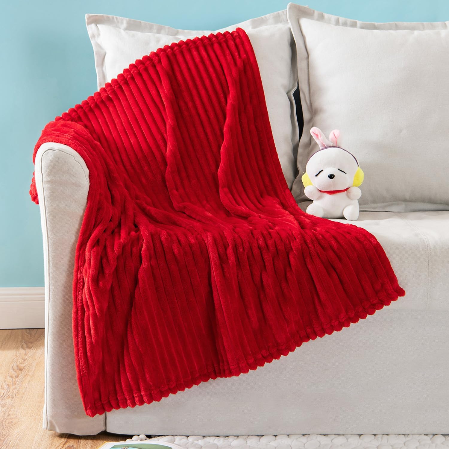 MIULEE Christmas Red Fleece Blanket with Stripe Pattern Fuzzy Flannel Soft Warm Throw Blanket Plush Cozy Boho Decor 30″x40″