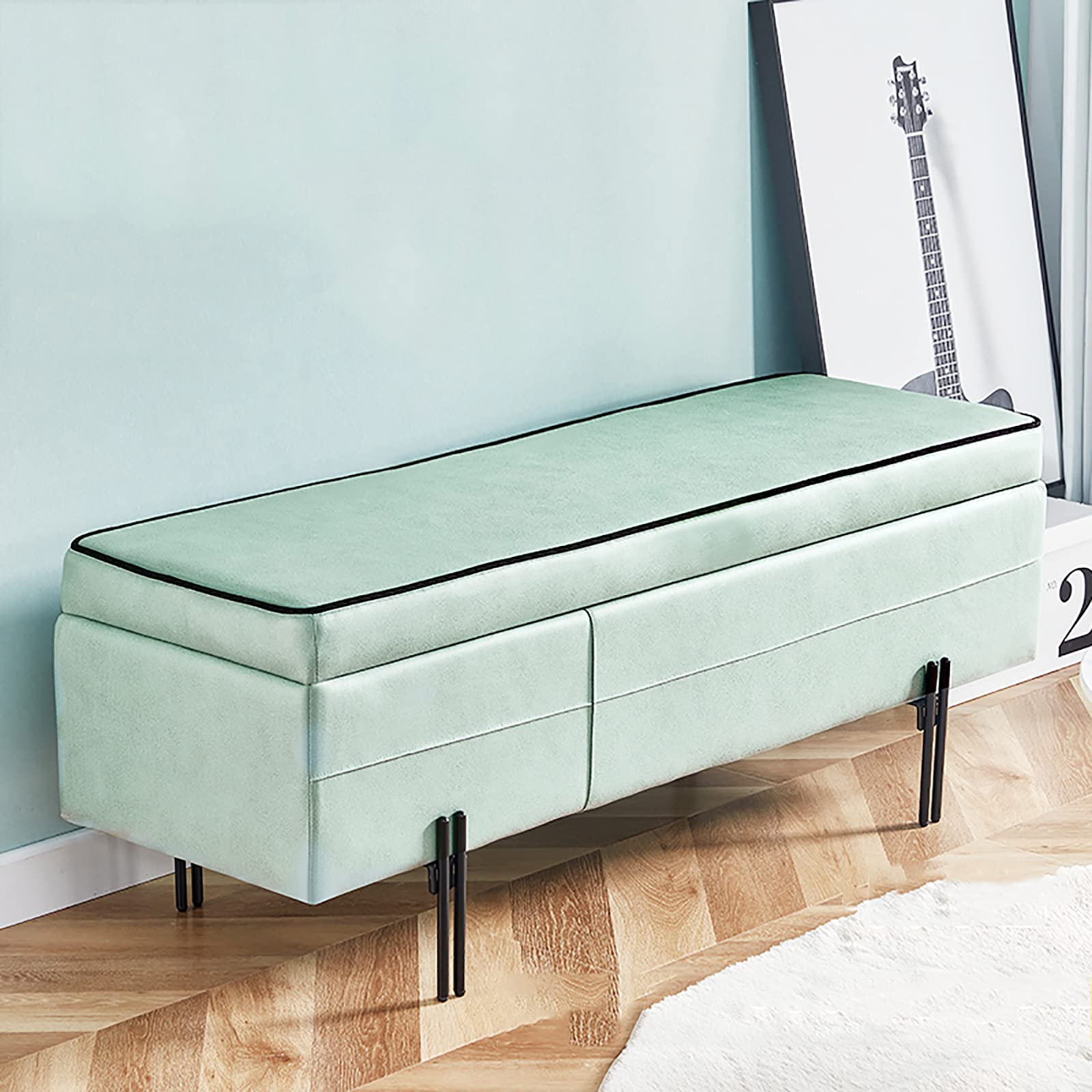 Banc ottoman moderne pour optimiser l'espace et simplifier le chaussage