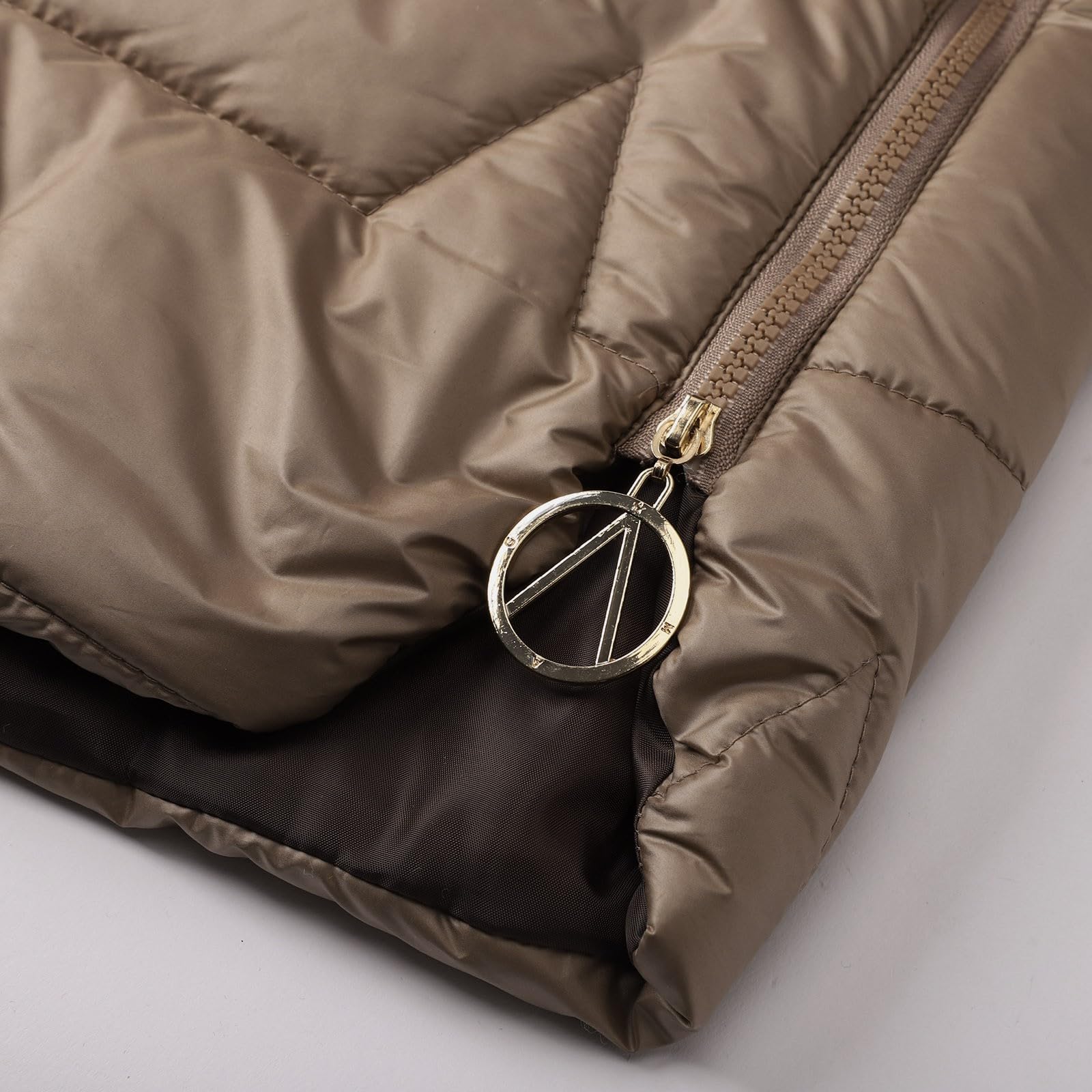 Generico Piumino Invernale di Media Lunghezza da Donna con Cappuccio, Caldo, Taglie Forti Giacca Lunga in Piumino con Cerniera Cappotto Trapuntato Spesso per l'Uso all'Aperto in Inverno