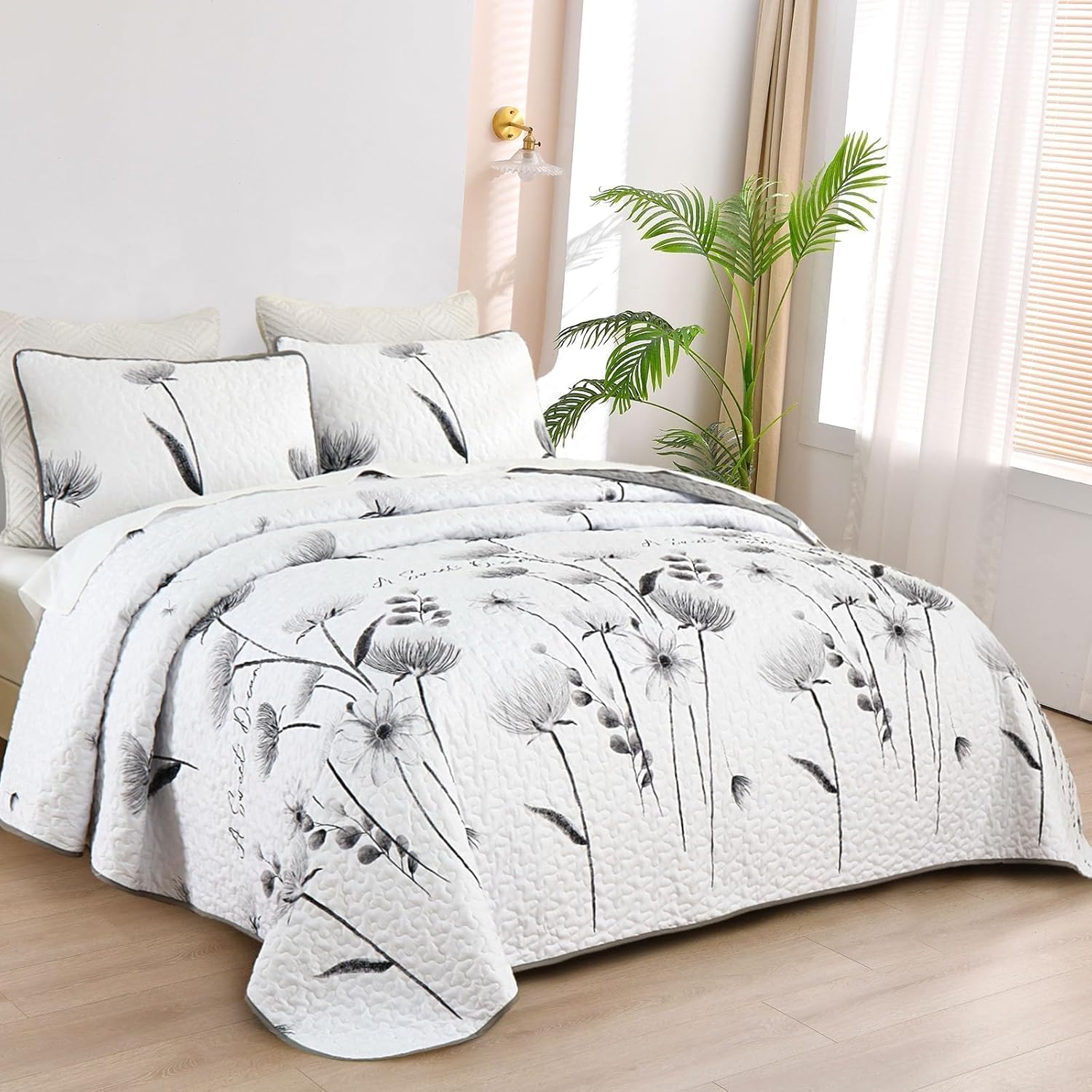 Dinjoy Floral Quilt Set Queen Size,Grey White Bedspread Coverlet Botanical 3 Pieces Fall Quilts Microfiber Lightweight Flower Bedspreads Soft Reversible Farmhouse Bed Cover for All Season(96"x90") - Image 6