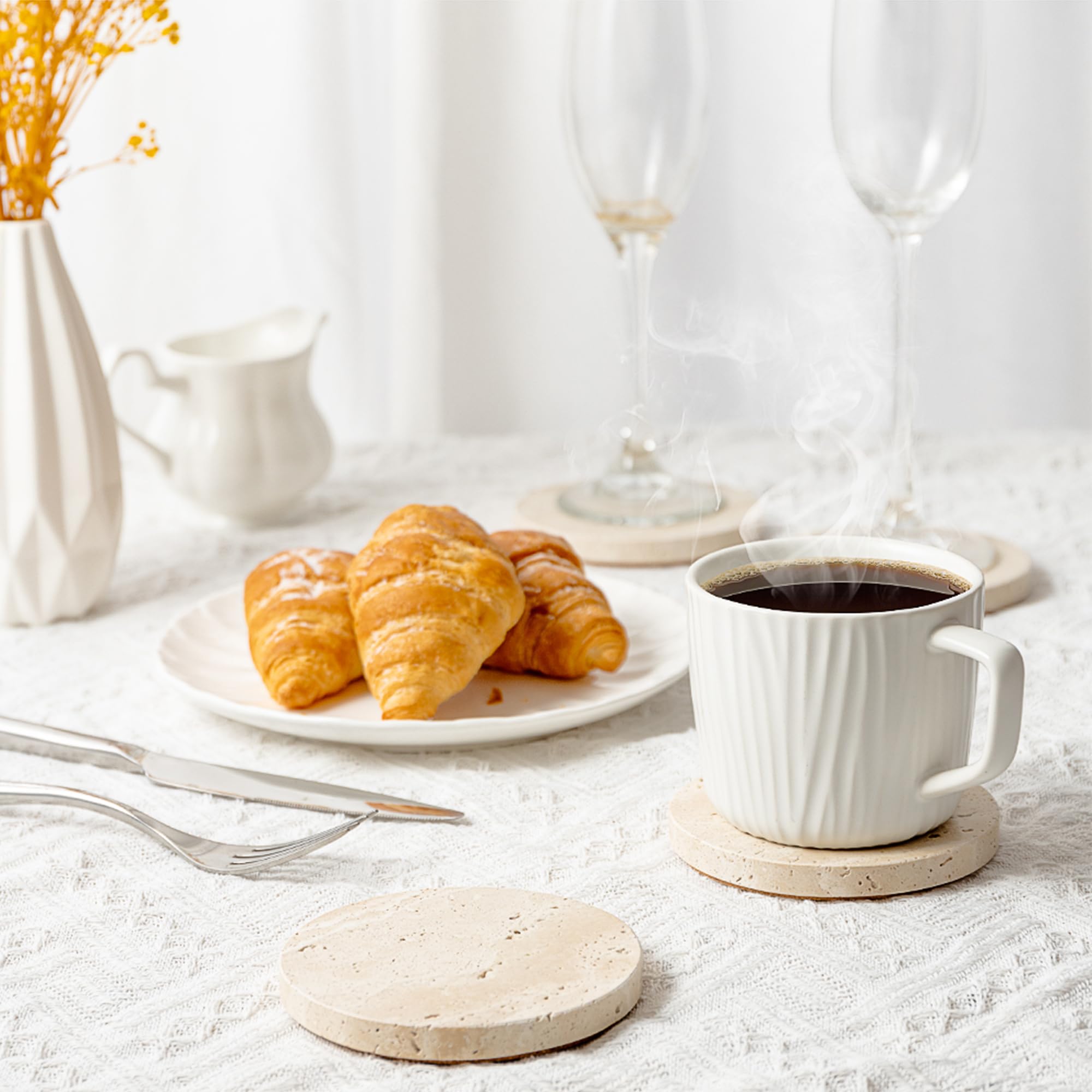 Marmor-Wein-Untersetzer, Satz von 4 runden Travertin-Untersetzern | mit Korkboden für Teetassen, Kaffeetassen, Weingläser, für Haus, Bar und Büro (BD140)
