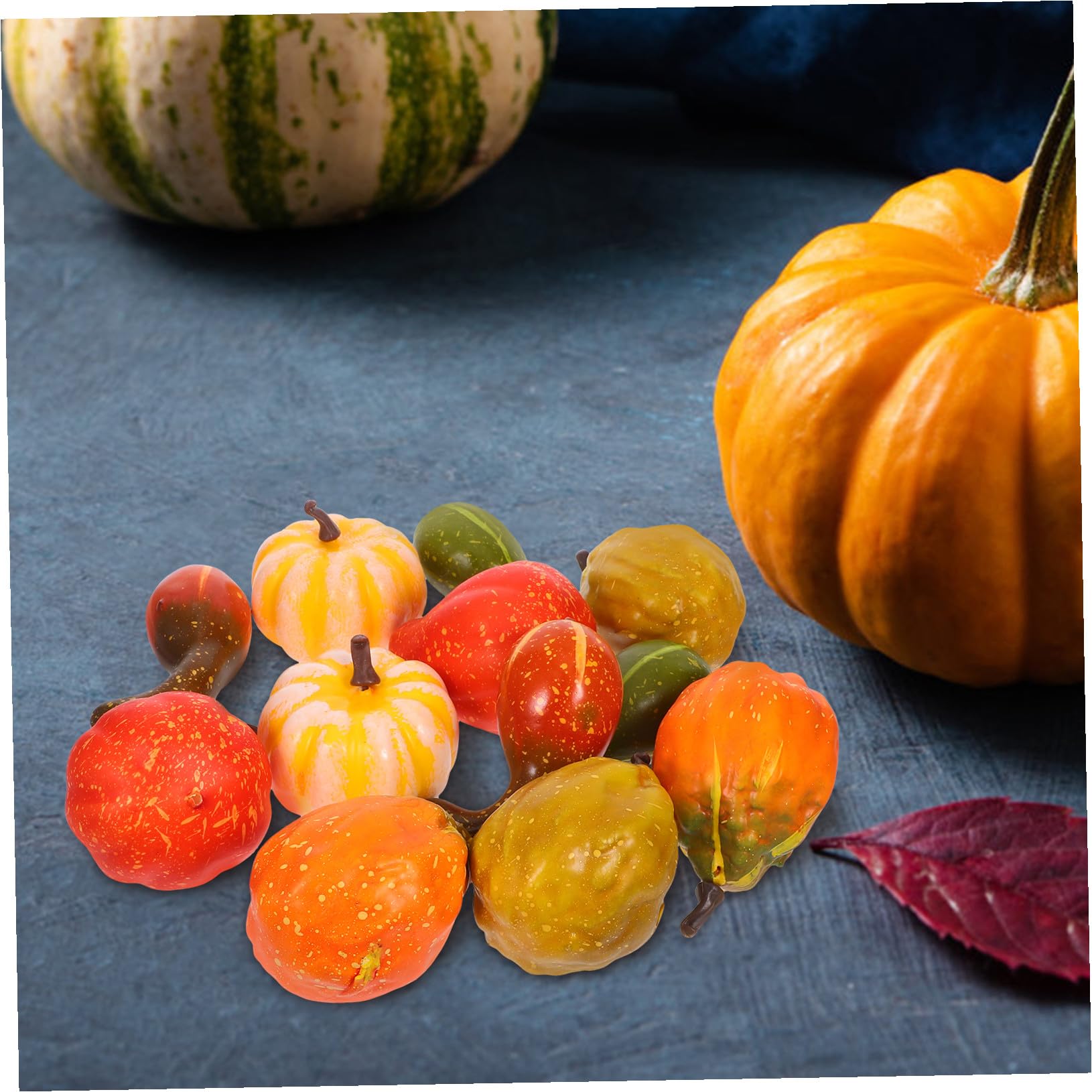 Cabilock 2 Sätze Stoffkürbisse, Künstliche Kürbisse Kürbis- Lebensechter Kleiner Kürbis Halloween-Dekoration Foam Pumpkin Szenenlayout Schmücken Herbststütze Schaum 12 Stück * 2