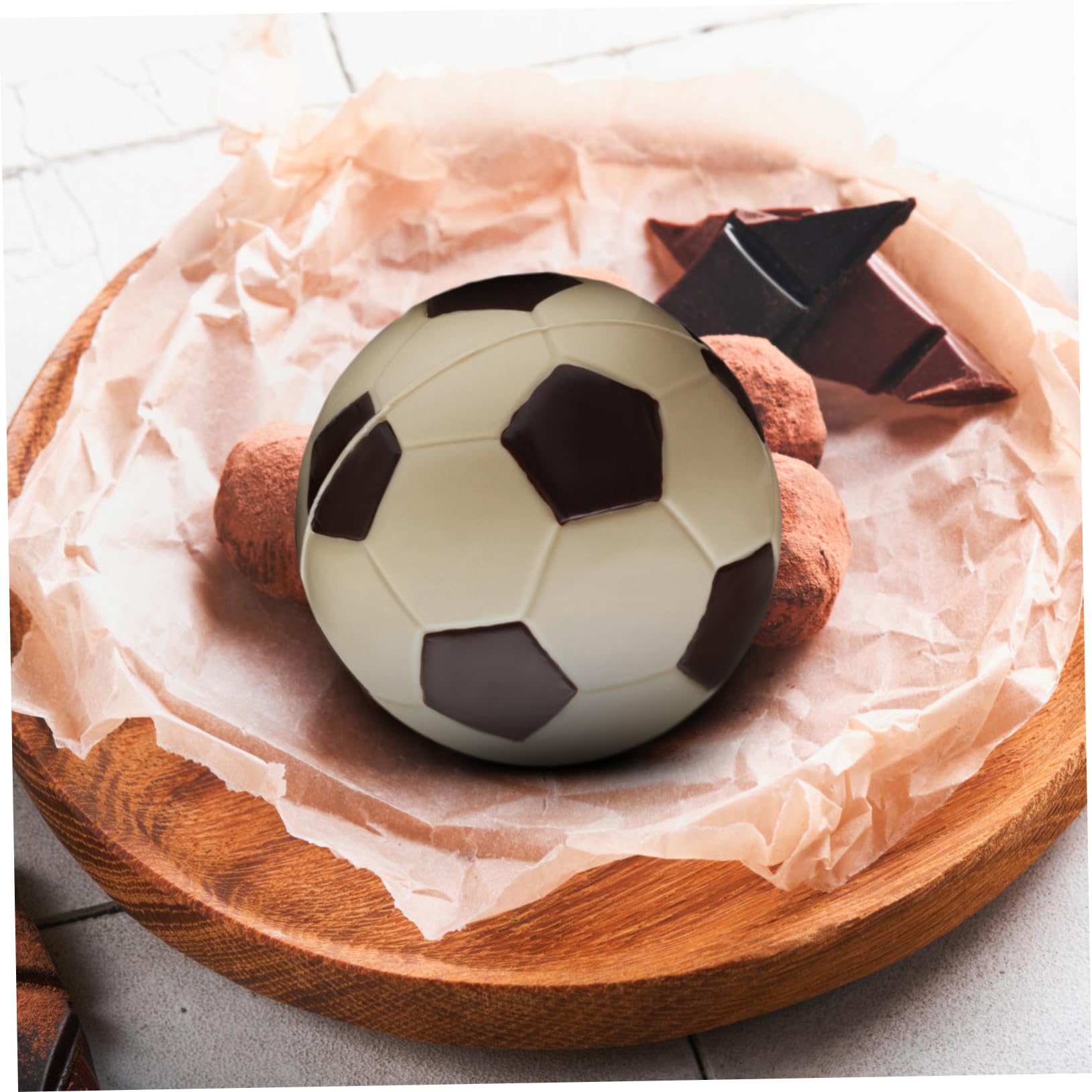 Amazon.co.jp: GOOHOCHY 2個サッカーボール型チョコレートモールド