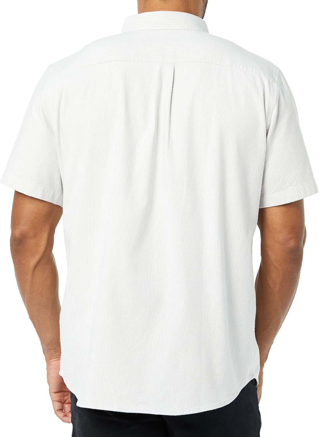 Amazon Essentials Men's Slim-Fit Short Sleeve Stretch Oxford Shirt with Pocket - Image 2