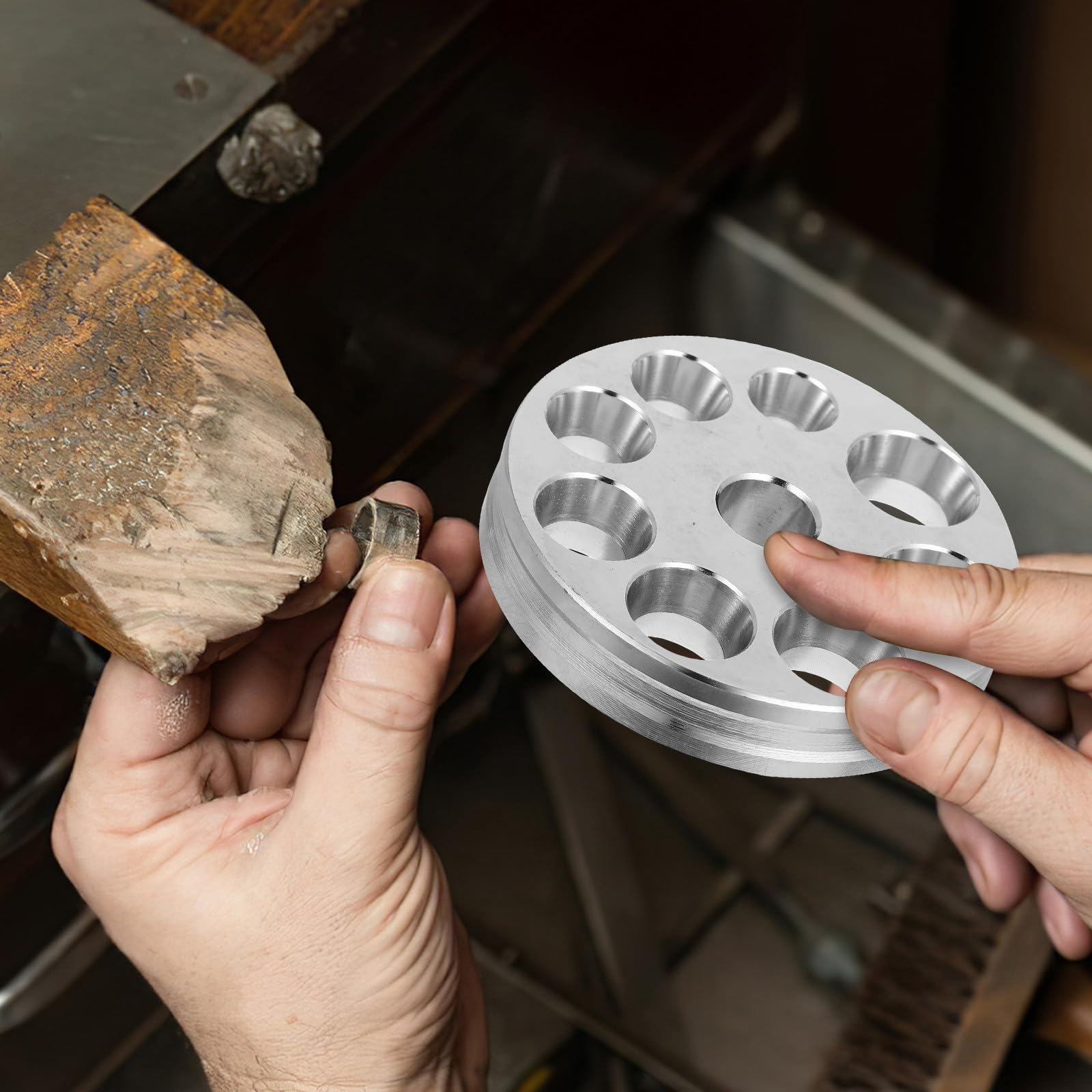 TOVINANNA Ringverstellschablone Ringmaßmesser Ringgrößen Messwerkzeug mit Lochbasis und 8 verschiedenen Größe holes aus Kohlenstoffstahl für sichere Größenänderung im
