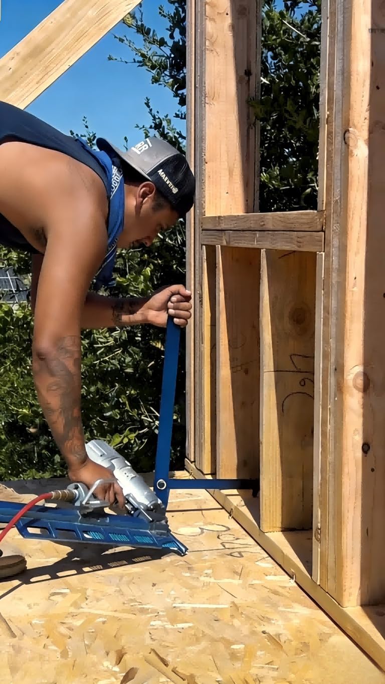 FreeAgain Heavy Duty Framing Wall Puller Tool - Solid Carbon Steel, 2-Foot Lever, Powdercoated Finish, Soft Grip Handle