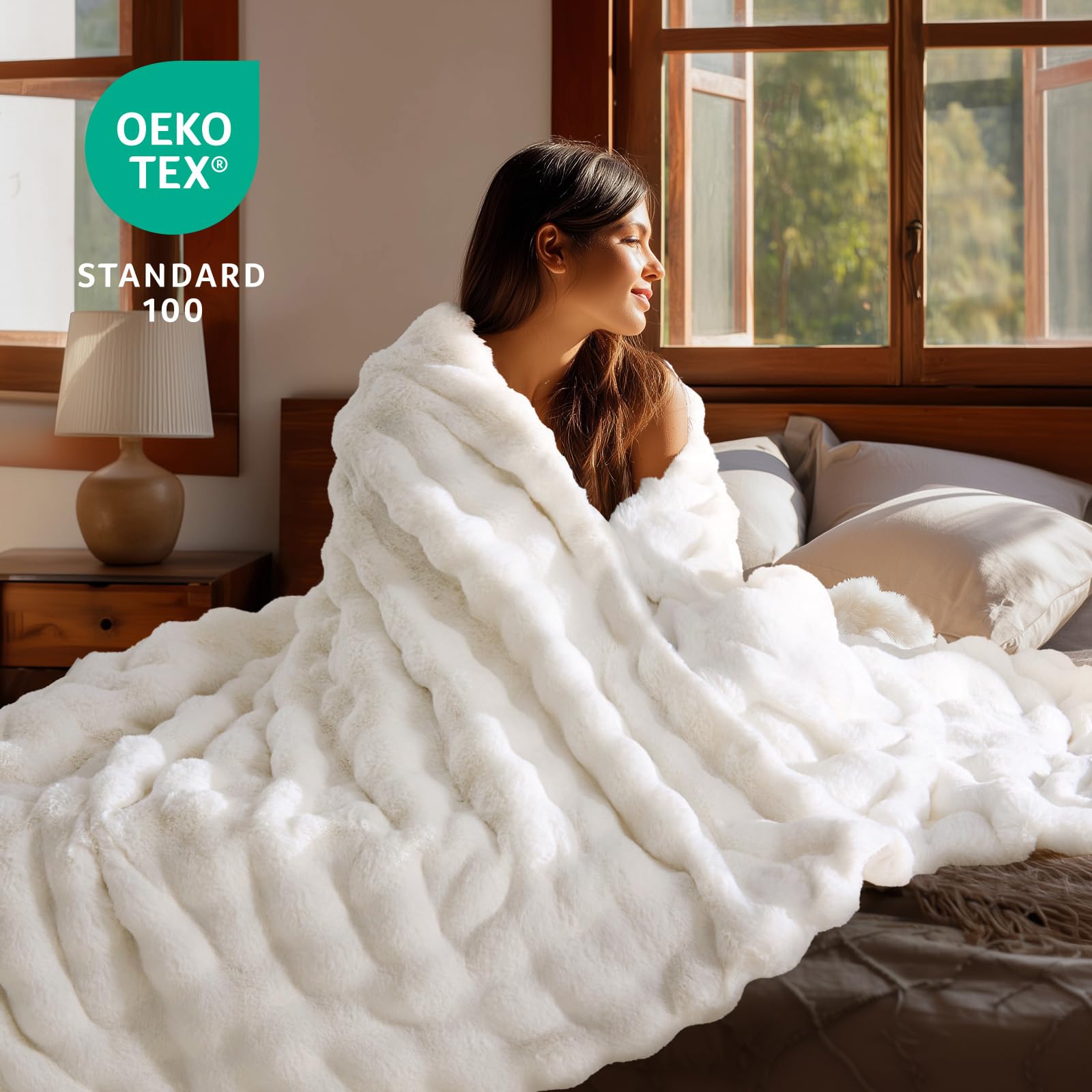 BEDELITE Bubble Fellimitat Kuscheldecke Flauschig Decke 150x200, Cremeweiß