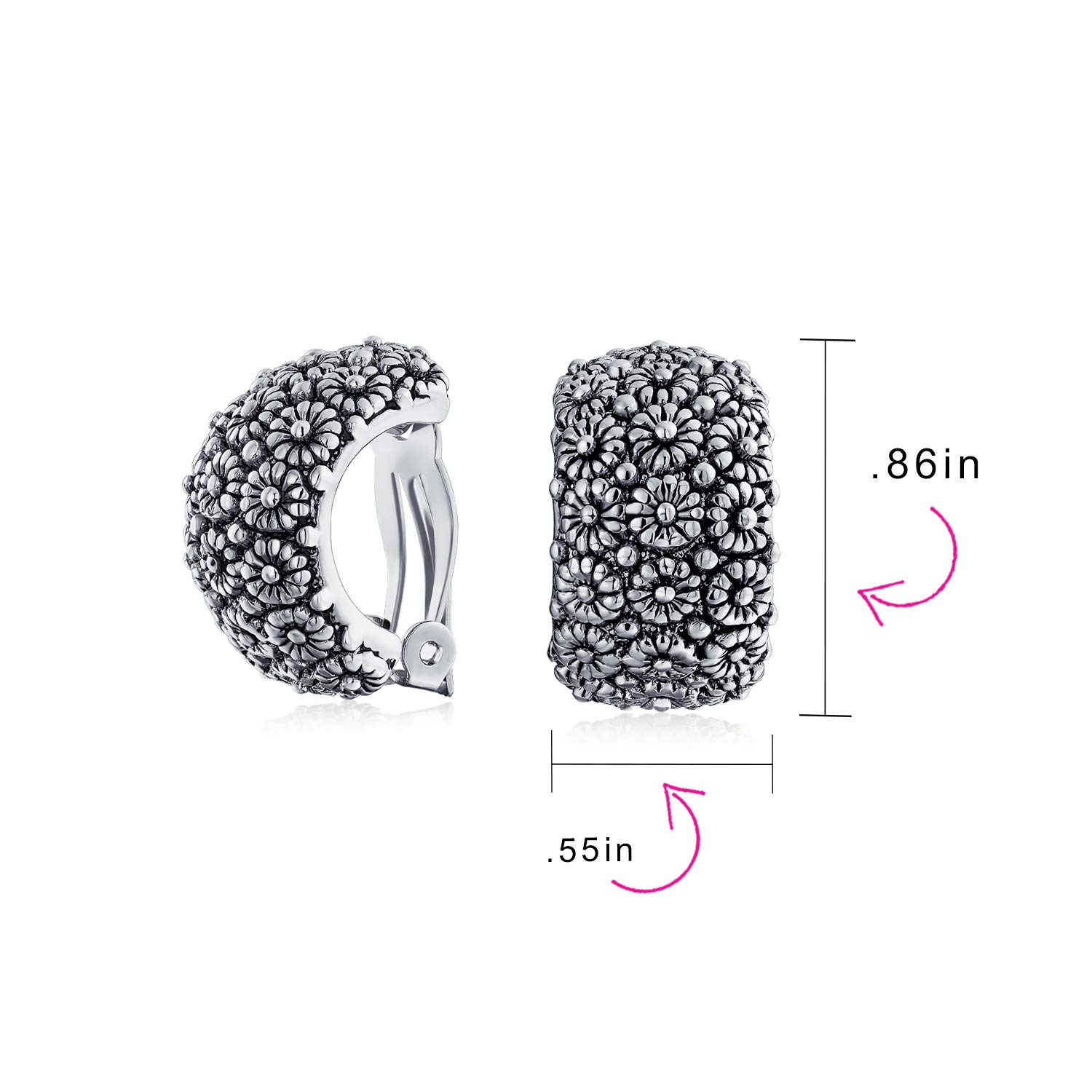 Juego de dos pendientes de clip anchos con diseño de girasol tallado para mujer, para orejas no perforadas, en tono plateado oxidado y dorado.