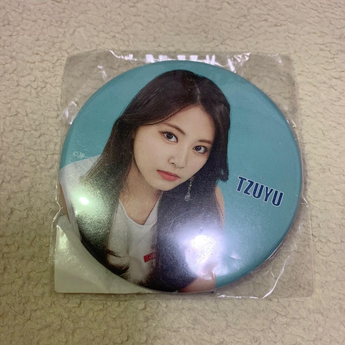 Amazon.co.jp: TWICE ツウィ 缶バッジ 缶バッチ Wake me up ウェイク 