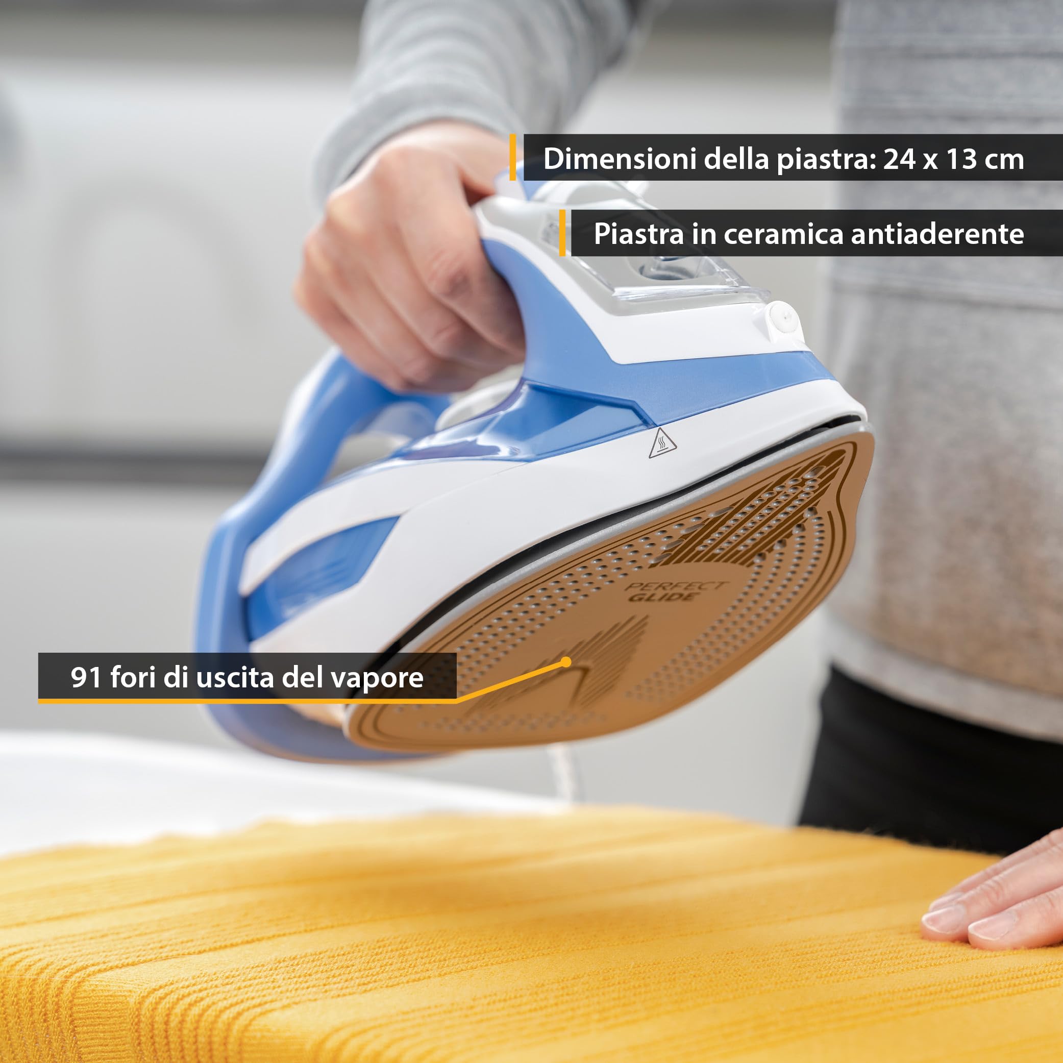 TZS First Austria - Ferro da Stiro a Vapore 2600W - 450ml - 91 Fori Vapore - 35g/min Vapore & Supervapore 1g - Piastra in Ceramica - Anti-Calcare, Vapore Verticale & Autopulizia - Blu