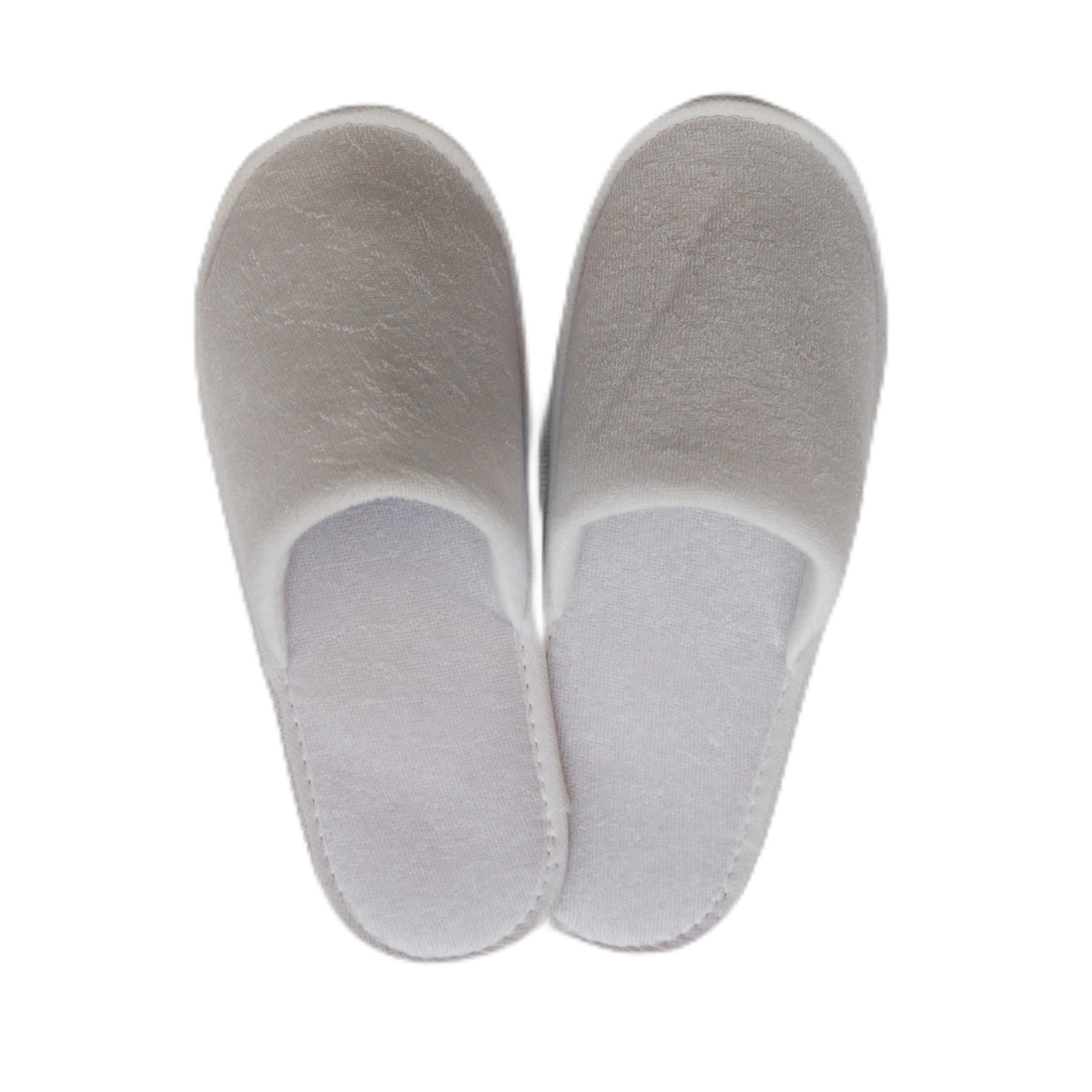 Pantoufles Jetables Blanches – Chaussons Fermés en Éponge Douce, Confortables et Hygiéniques pour Spa, Hôtel, Thalasso, Invités et Accueil Clients