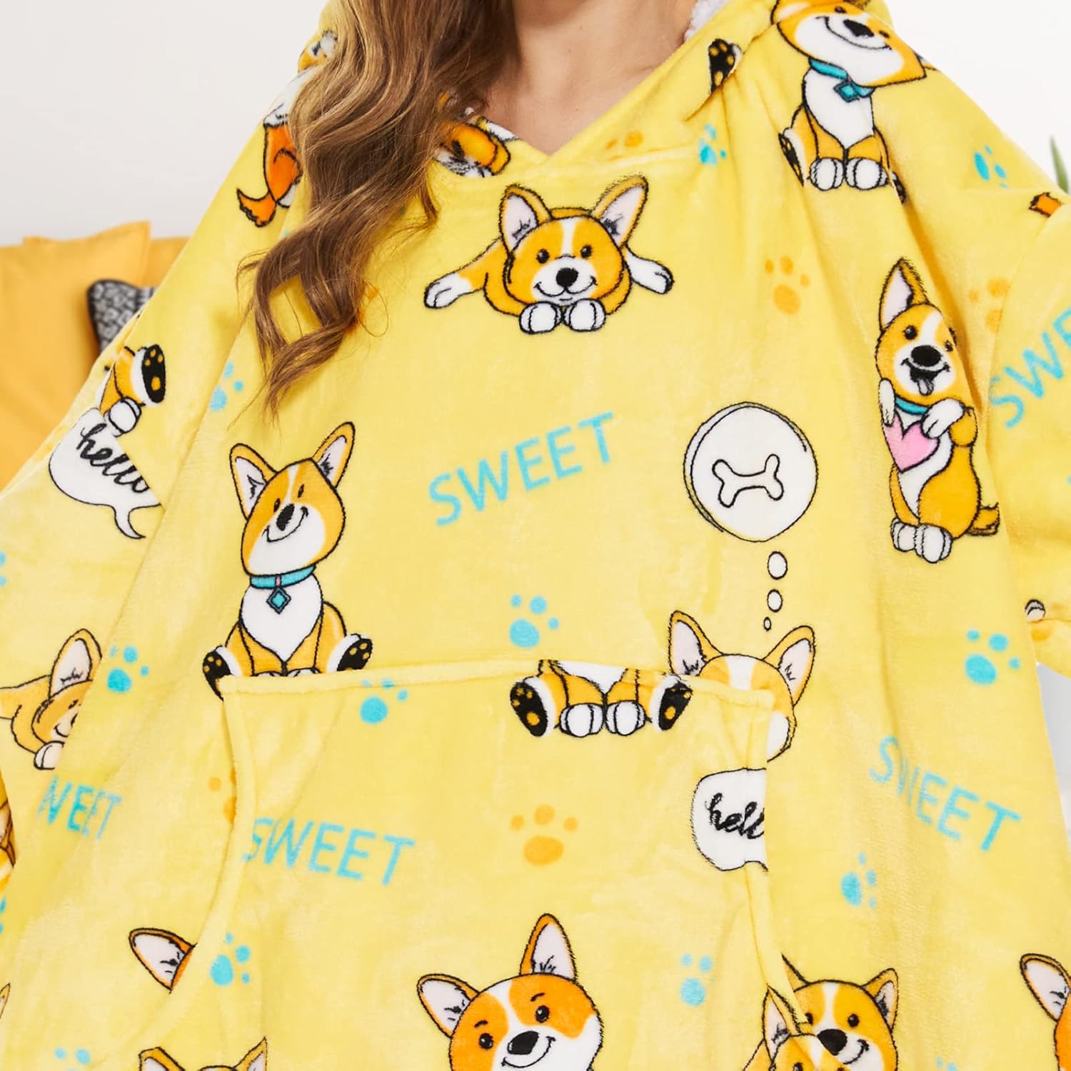 THREE POODLE Wearable Blanket Hoodie for Women, Oversized Sherpa Sweatshirt Blanket for Adults Men, Cozy Corgi Hooded Blankets, Gifts for Teen Girls Women Mom Sister - Image 6