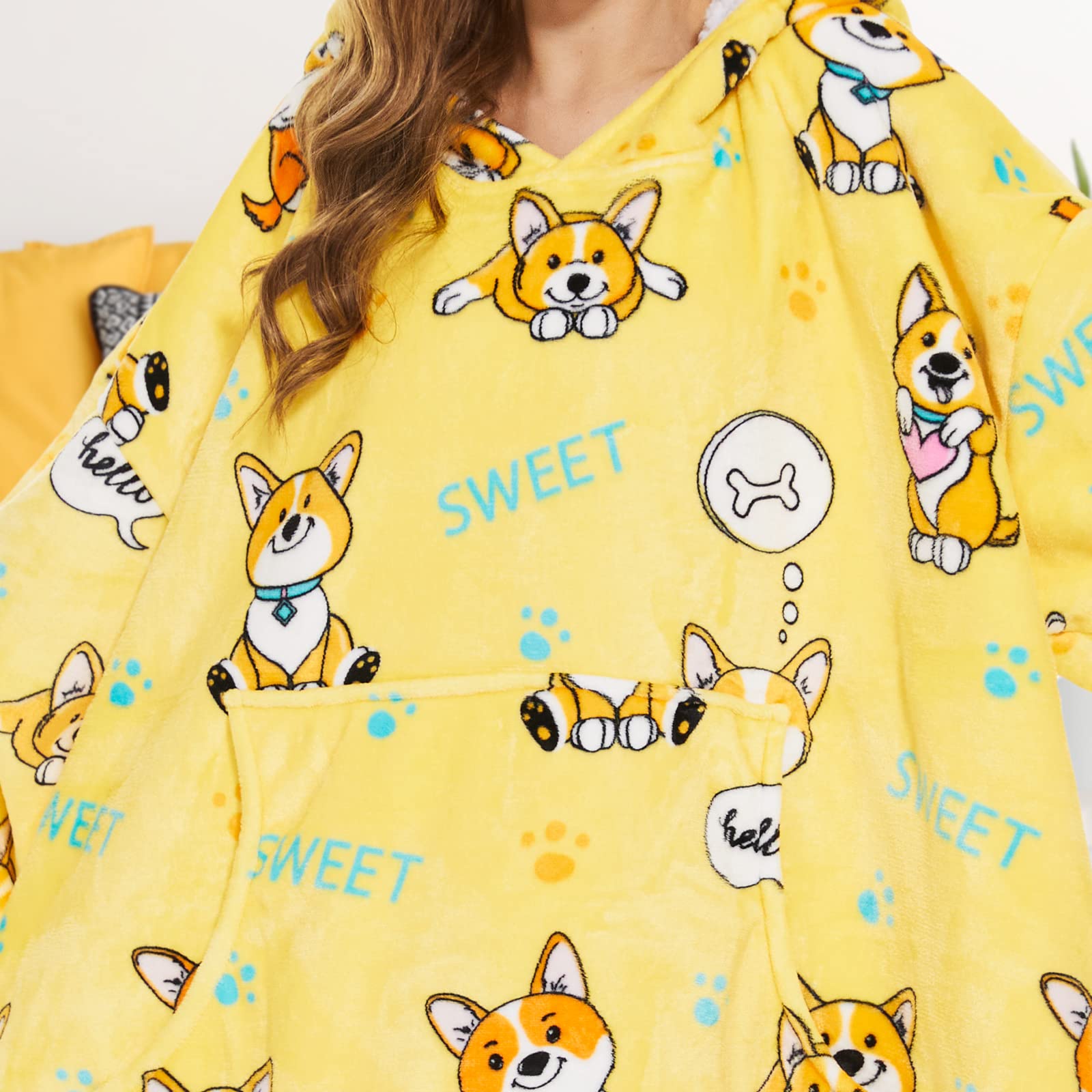 THREE POODLE Felpa Coperta Oversize con Cappuccio, Felpa Gigante Coperta Indossabile con Maniche, Coperta con Cappuccio Ultra Morbida e Calda, Cozy Hoodie Felpa Pile per Donna,Uomini e Bambini, Regalo