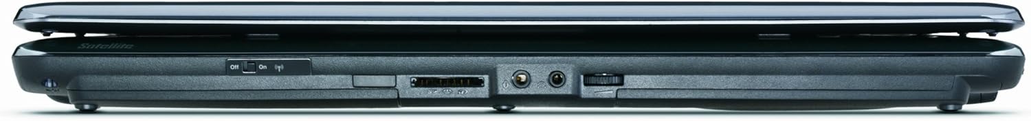 Vora davantera view of Toshiba Satellite A305-S6908 Laptop showing card reader and audio jacks