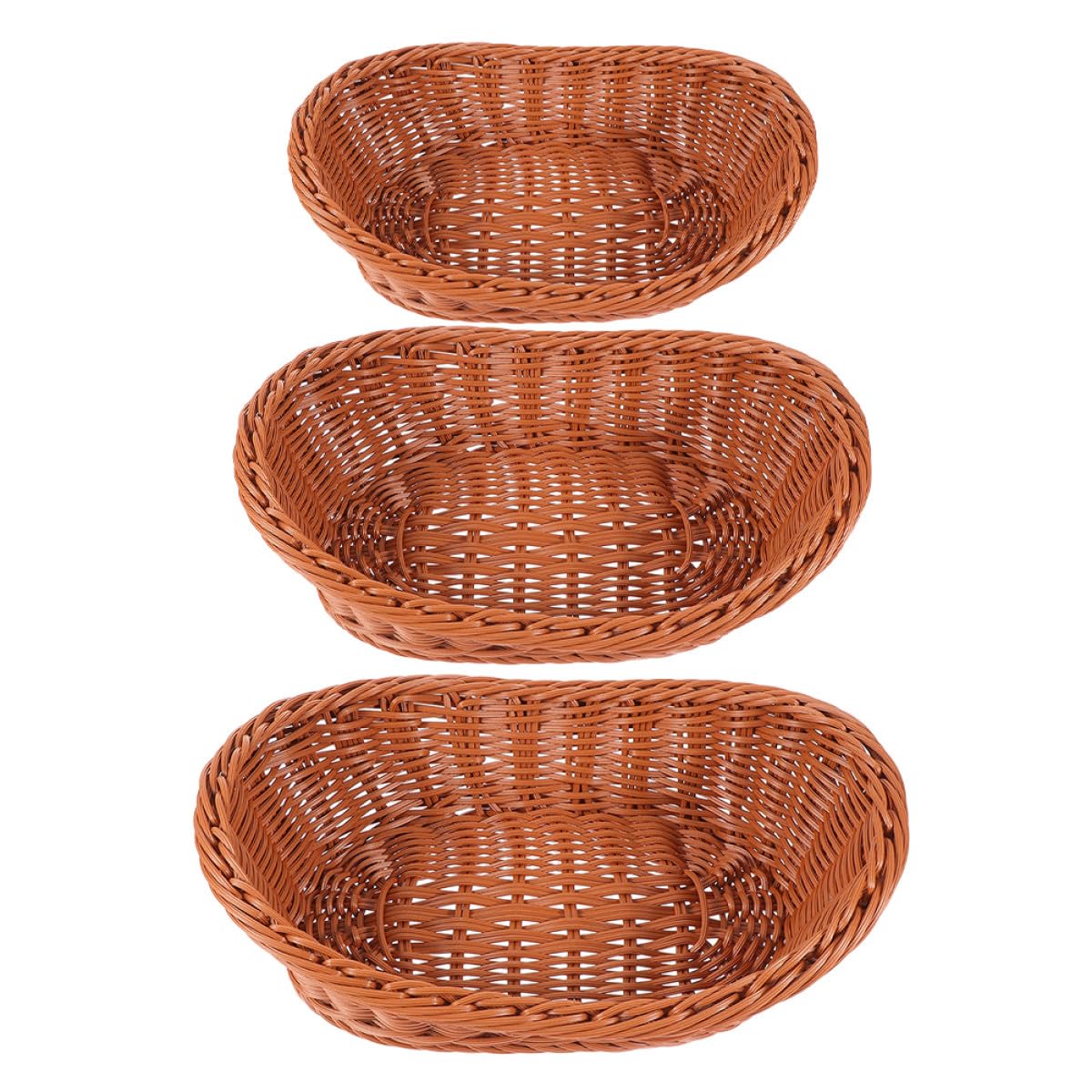Cestas de ratán para muffins y pan en desayunos de terraza
