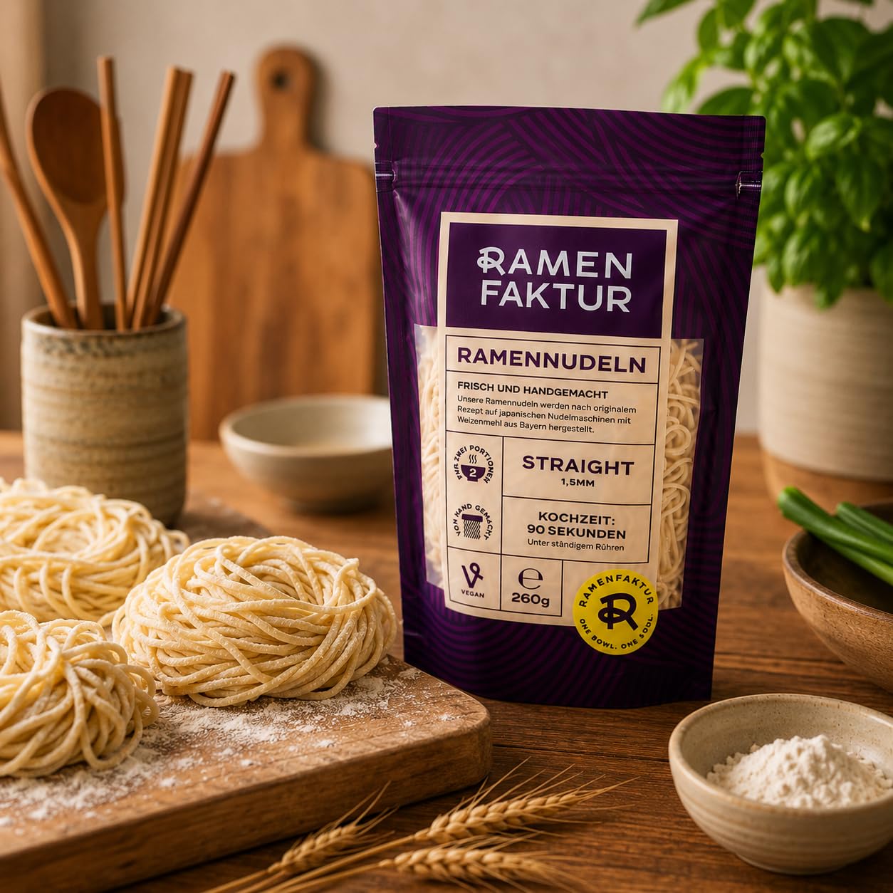 Ramenfaktur Ramen Nudeln Straight - Frische japanische Weizennudeln, handgemacht in Bayern, vegan, für authentische Ramen-Suppen, 12 x 260g Beutel